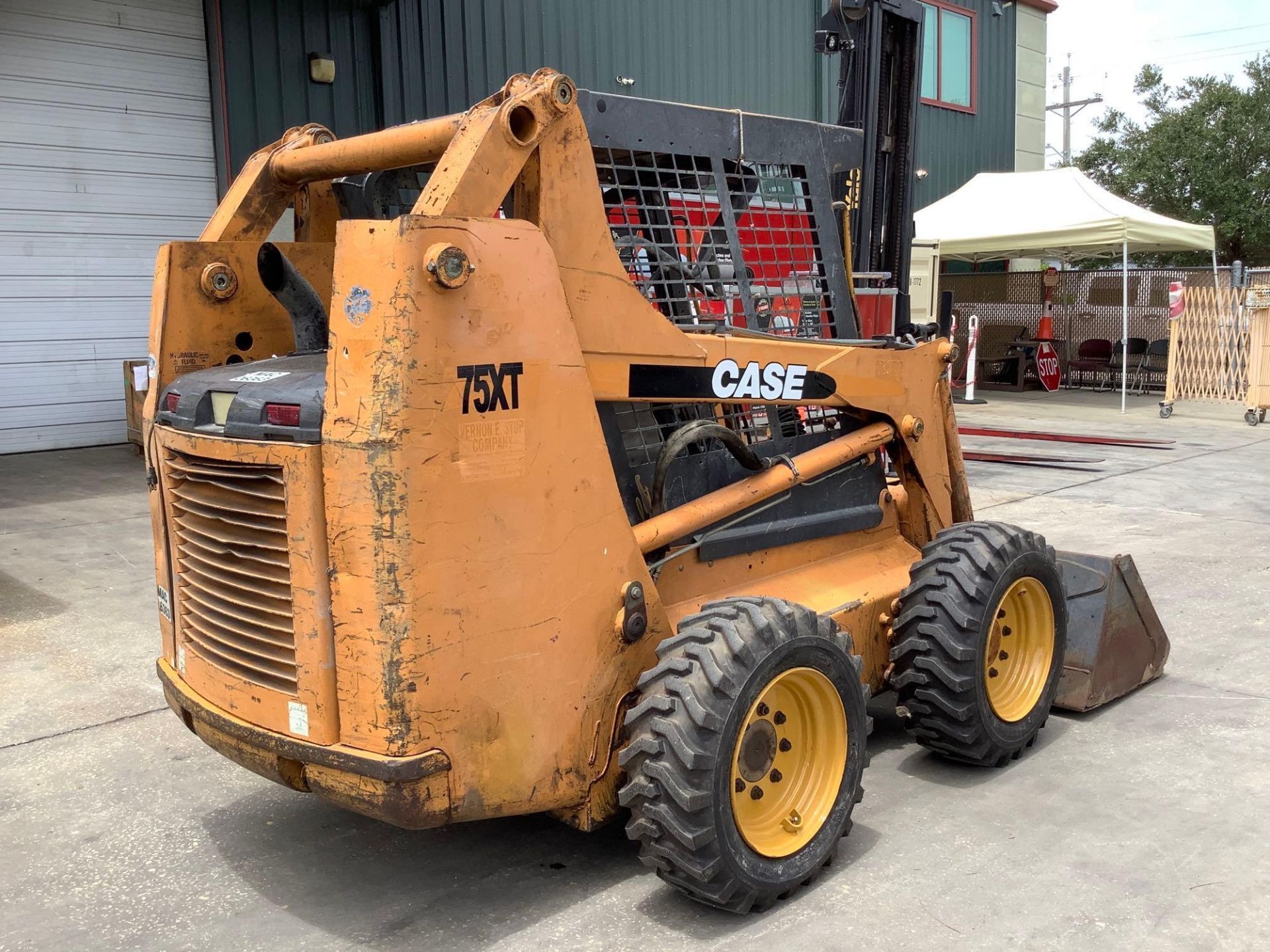 CASE SKID STEER MODEL 75XT, DIESEL, BUCKET APPROX 73” W, RUNS AND OPERATES - Image 8 of 22