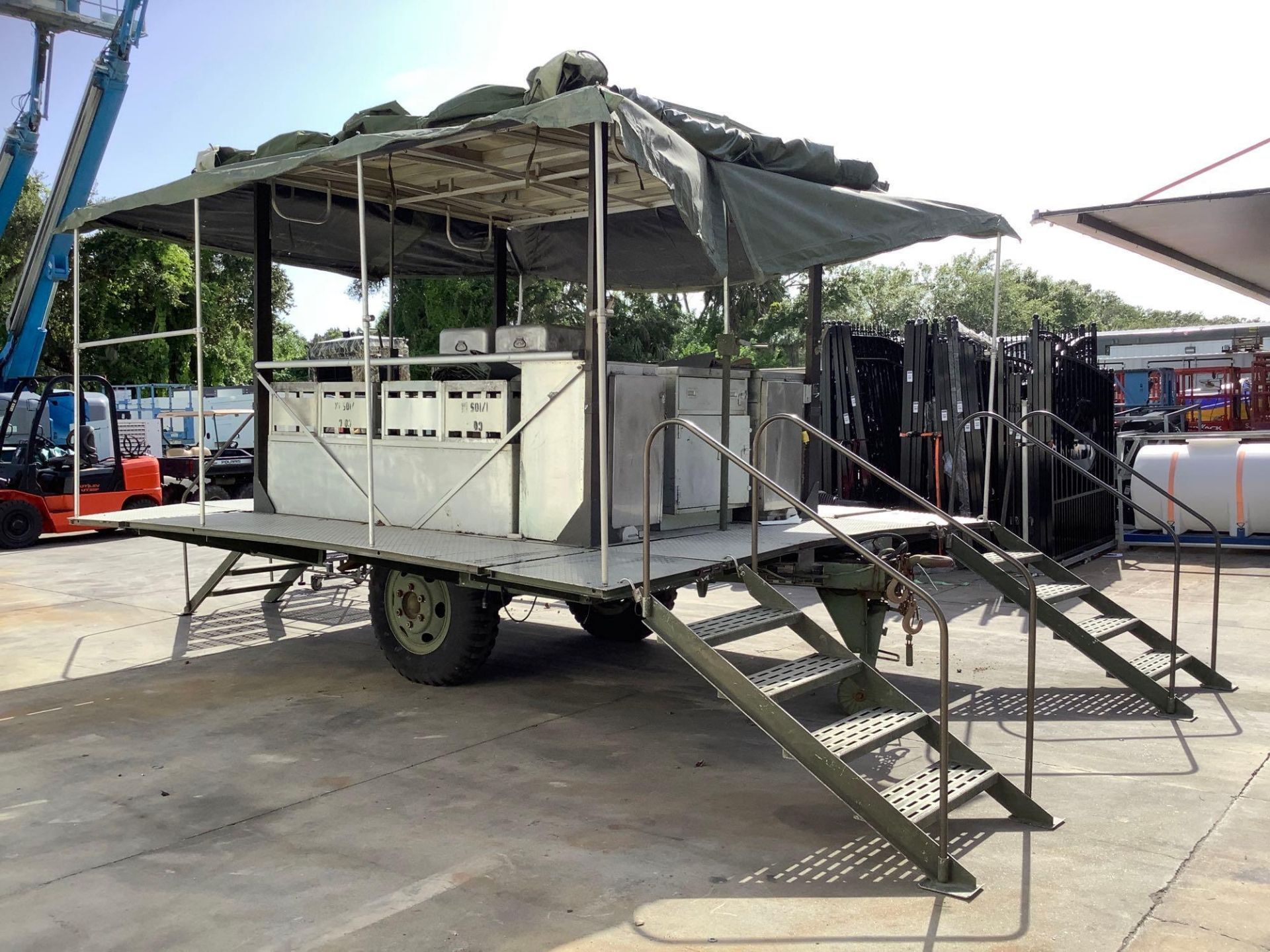 ***ATLANTIC INDUSTRIES FIELD KITCHEN MODEL MKT-90 TRAILER MOUNTED ON CHASSIS 1 1/2 TON 2 WHEEL TRAIL - Image 12 of 25