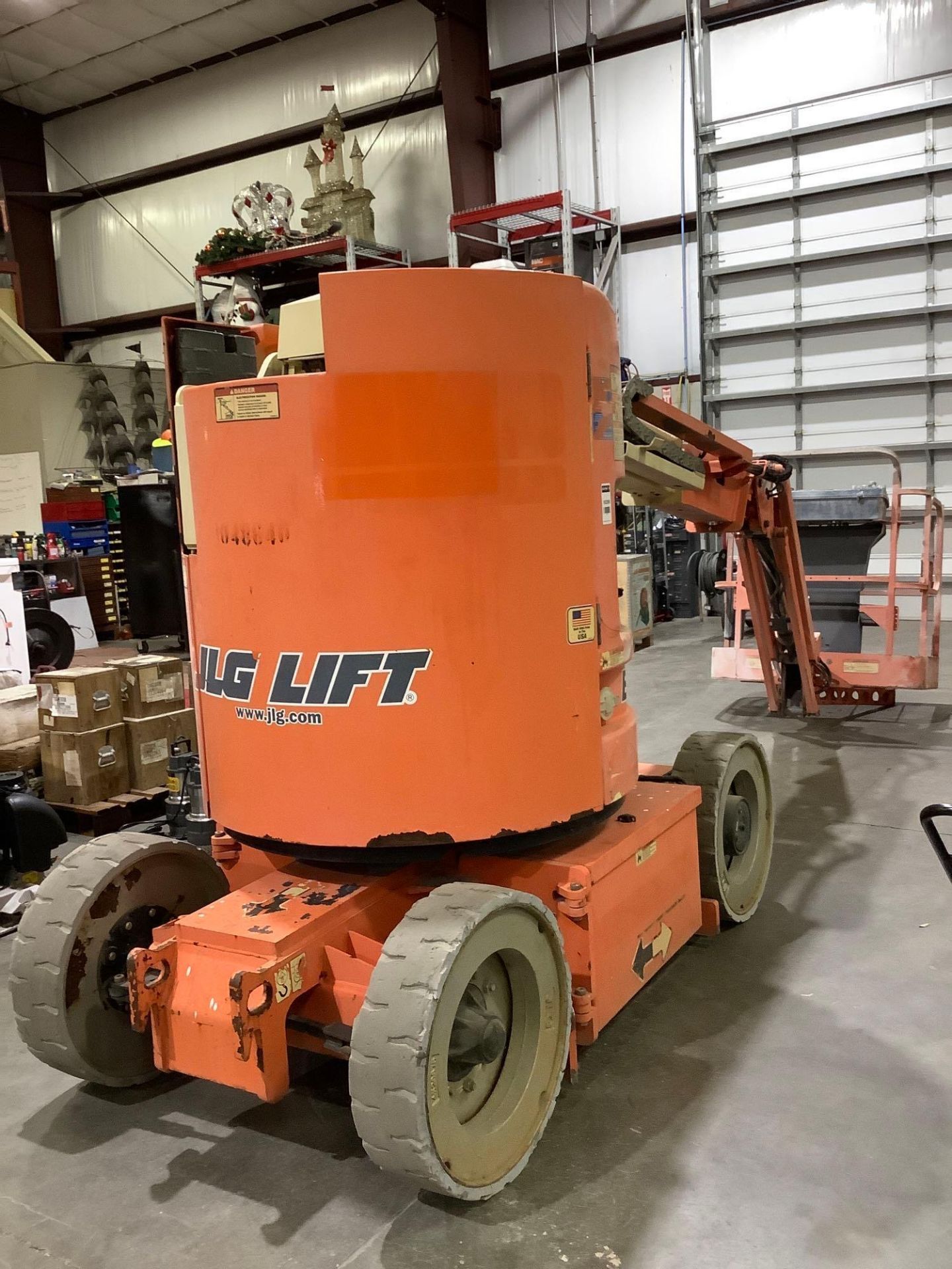 2008 JLG BOOM LIFT MODEL E300AJP, ELECTRIC, APPROX MAX PLATFORM HEIGHT 30FT - Image 8 of 17