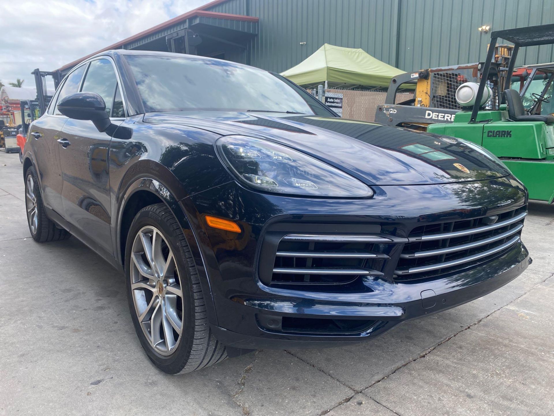 ***2019 PORSCHE CAYENNE S AWD SUV, LEATHER SEATS, MOON ROOF, A/C & HEATED SEATS, 2 KEYS INCLUDED - Image 14 of 47