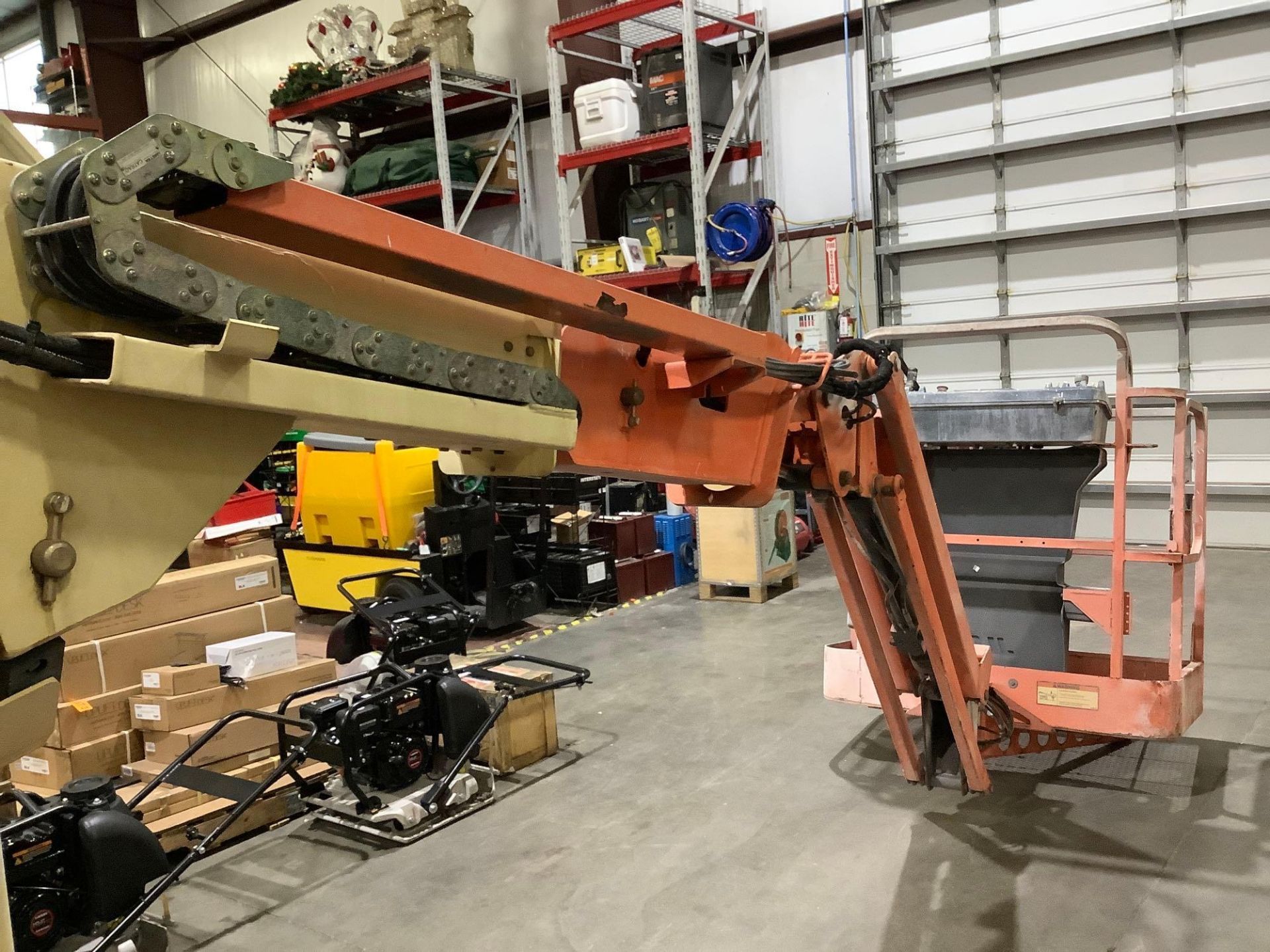 2008 JLG BOOM LIFT MODEL E300AJP, ELECTRIC, APPROX MAX PLATFORM HEIGHT 30FT - Image 11 of 17