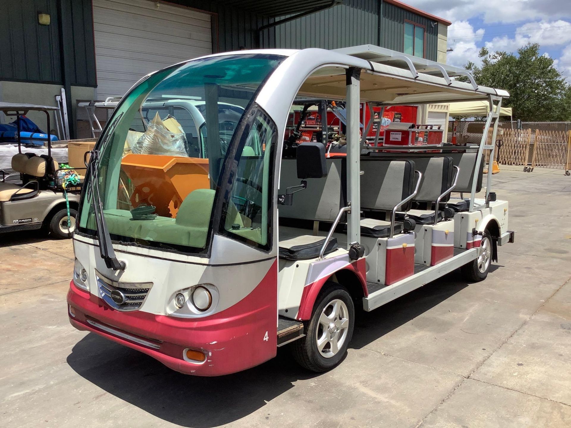 2015 STAR EV SHUTTLE CART MODEL STAR-BN72-11-AC-ADS, ELECTRIC, SOLA PANEL ATTACHED, DOME LIGHTS & SP