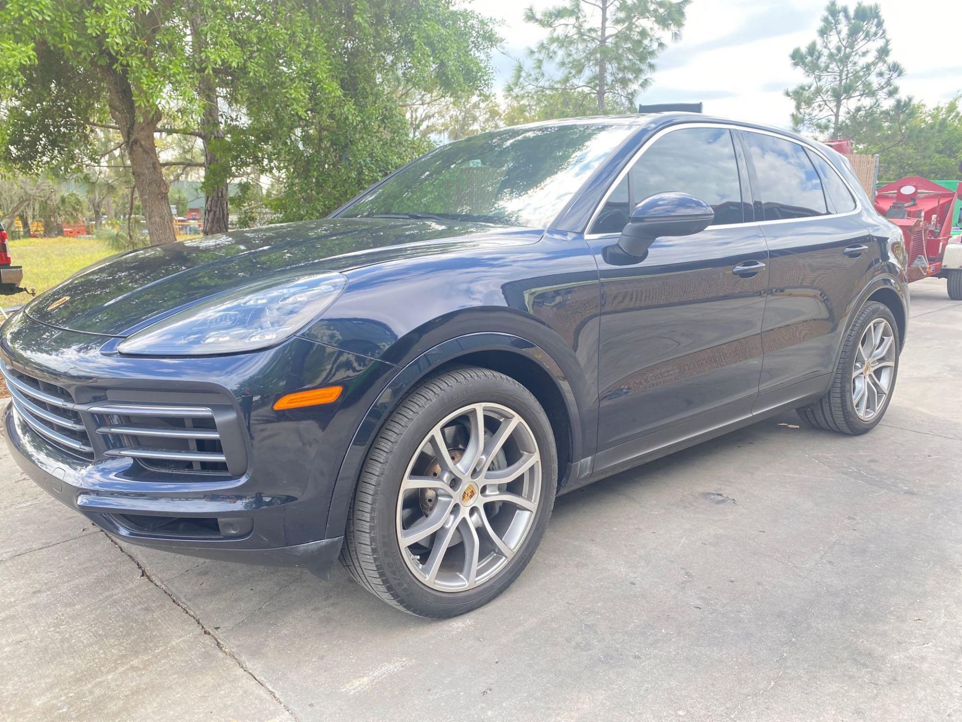 ***2019 PORSCHE CAYENNE S AWD SUV, LEATHER SEATS, MOON ROOF, A/C & HEATED SEATS, 2 KEYS INCLUDED - Image 4 of 47