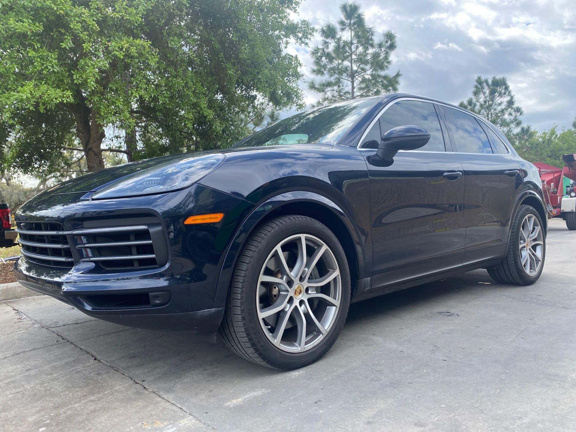 ***2019 PORSCHE CAYENNE S AWD SUV, LEATHER SEATS, MOON ROOF, A/C & HEATED SEATS, 2 KEYS INCLUDED - Image 3 of 47