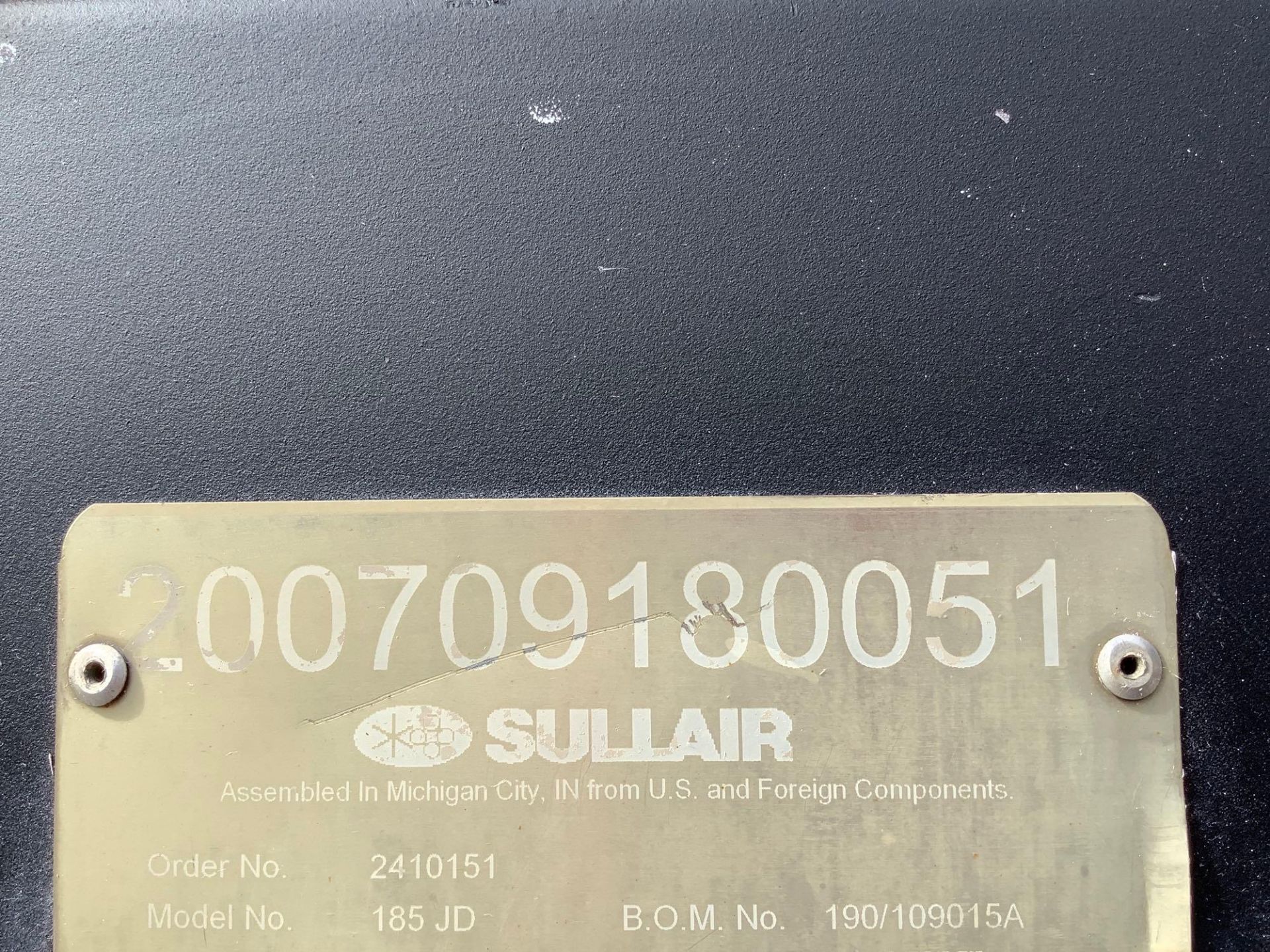 SULLAIR AIR COMPRESSOR MODEL 185 JD, DIESEL, JOHN DEERE ENGINE, TOW BEHIND, APPROX RATED CAPACITY 18 - Image 17 of 24