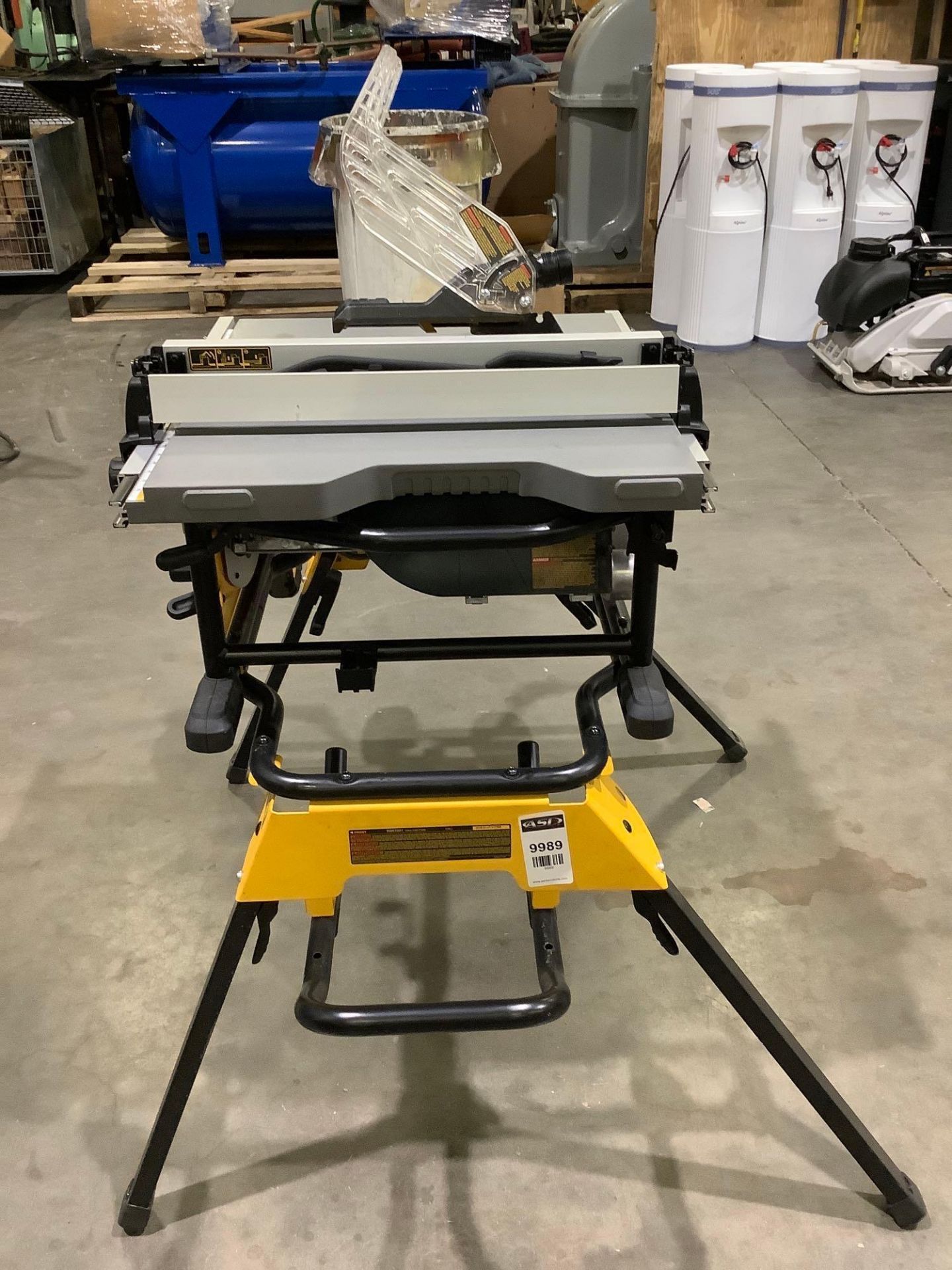 DEWALT PORTABLE TABLE SAW TYPE 3 MODEL DWE7491, ELECTRIC, APPROX BLADE 10”, APPROX 4800 RPM, RUNS AN - Image 8 of 12