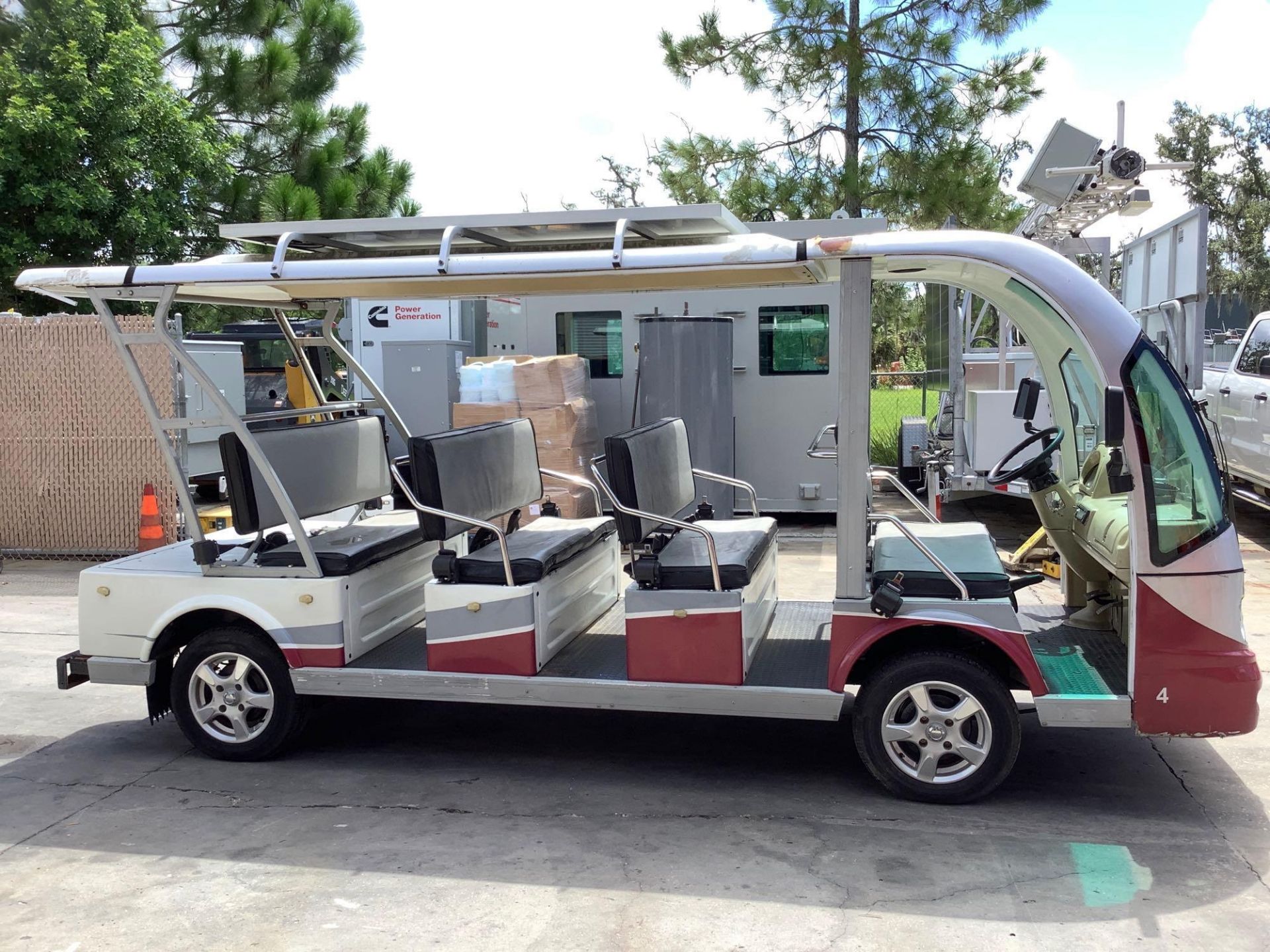 2015 STAR EV SHUTTLE CART MODEL STAR-BN72-11-AC-ADS, ELECTRIC, SOLA PANEL ATTACHED, DOME LIGHTS & SP - Image 5 of 28