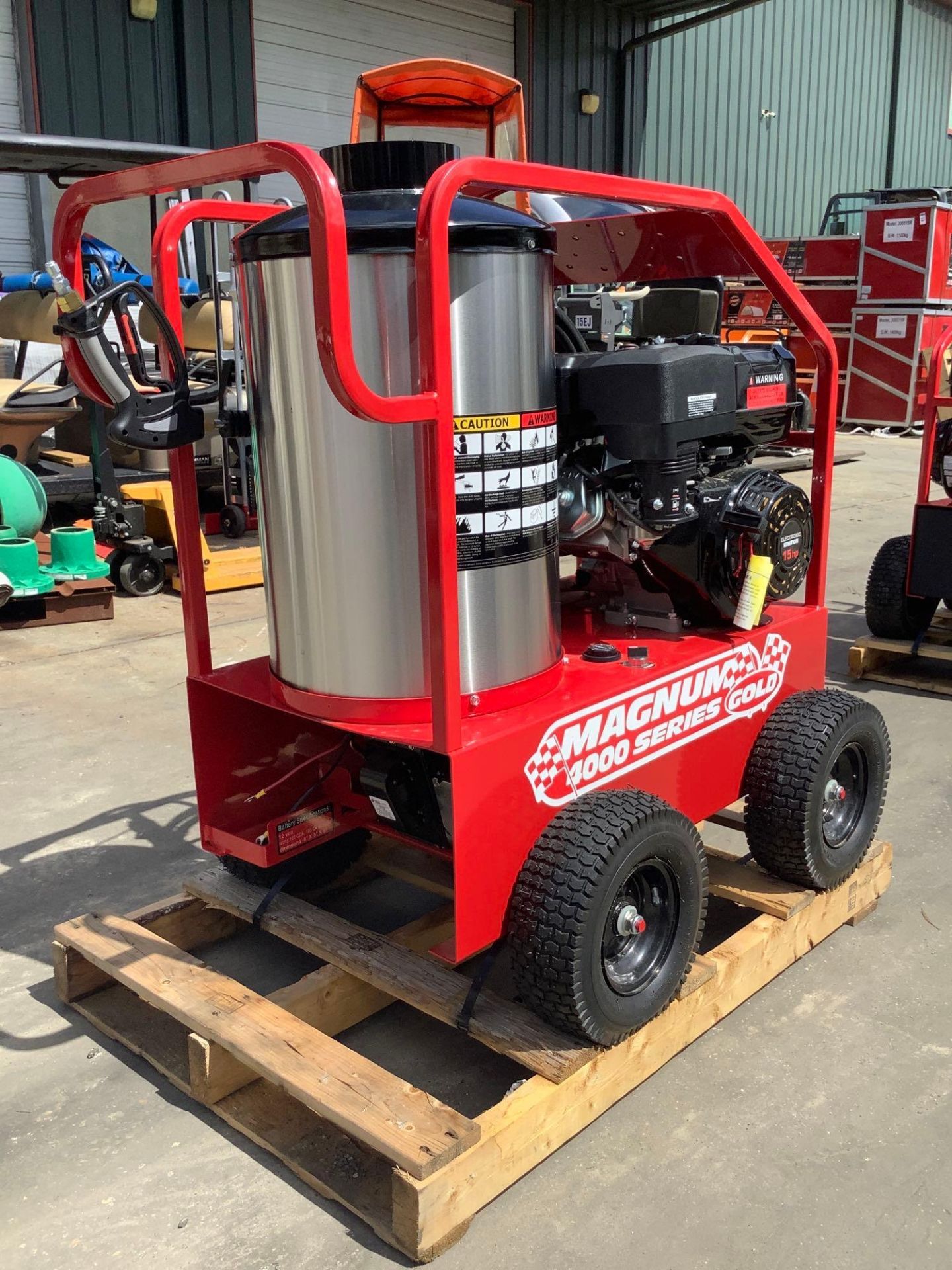 UNUSED 2022 MAGNUM 4000 SERIES GOLD HOT WATER PRESSURE WASHER,DIESEL GAS POWER, ELECTRIC START, APPR - Image 8 of 15