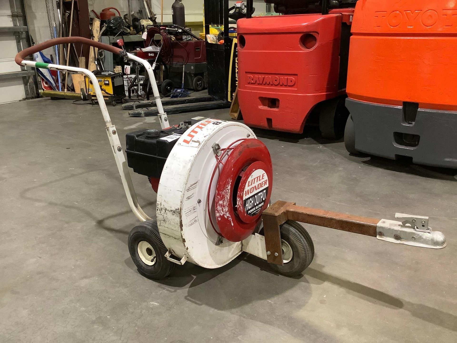 LITTLE WONDER HIGH OUTPUT BLOWER MODEL9810HO WITH BRIGGS & STRATTON INDUSTRIAL PLUS 8HP MOTOR, GAS P - Image 8 of 11