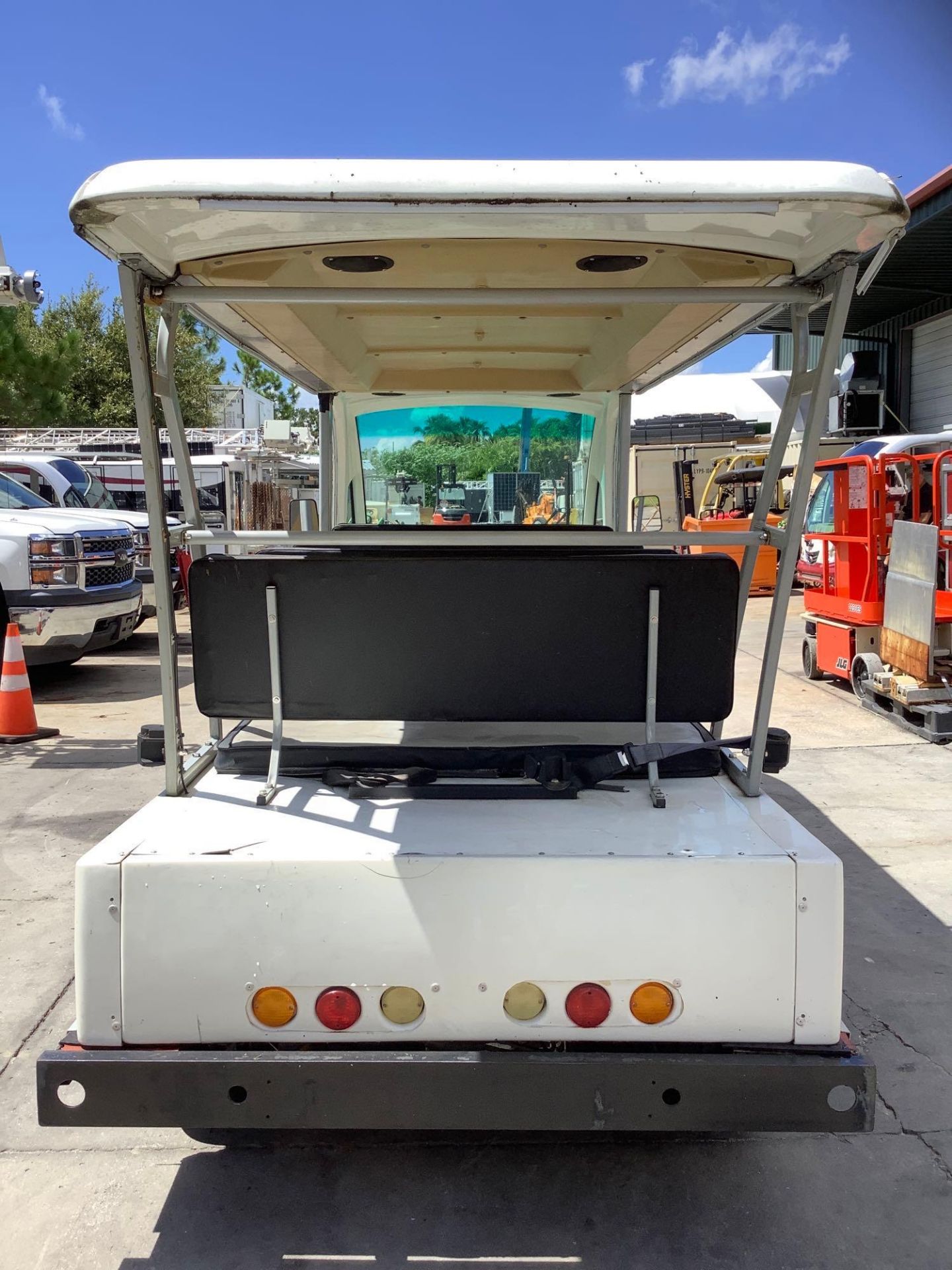 2015 STAR EV SHUTTLE CART MODEL STAR-BN72-11-AC-ADS, ELECTRIC, SOLA PANEL ATTACHED, DOME LIGHTS & SP - Image 8 of 28