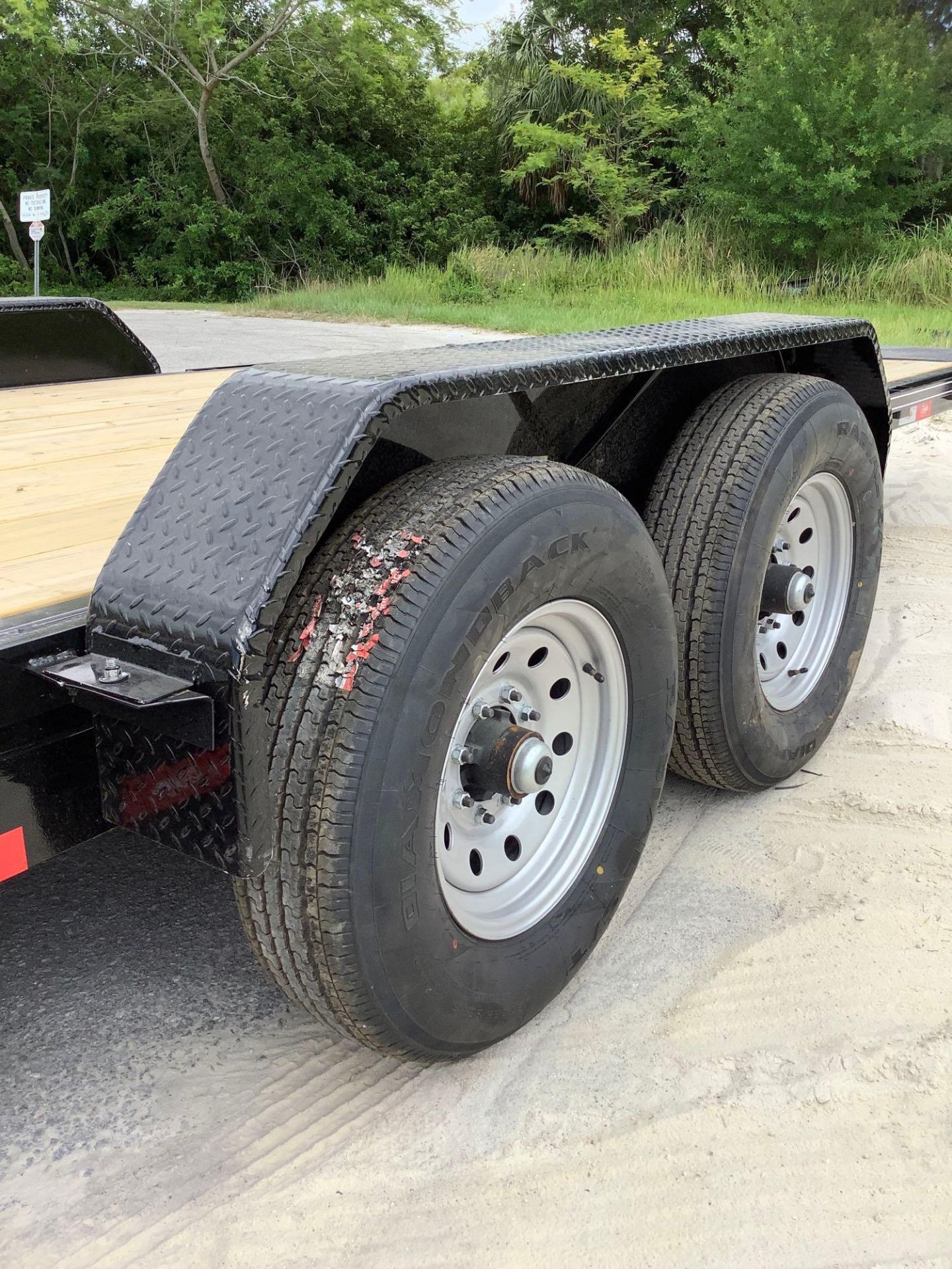 ***UNUSED 2022 DELTA TILT TRAILER, APPROX GVWR 14000LBS, APPROX 22FT LONG x 82” WIDE, ELECTRIC BRAKE - Image 14 of 18