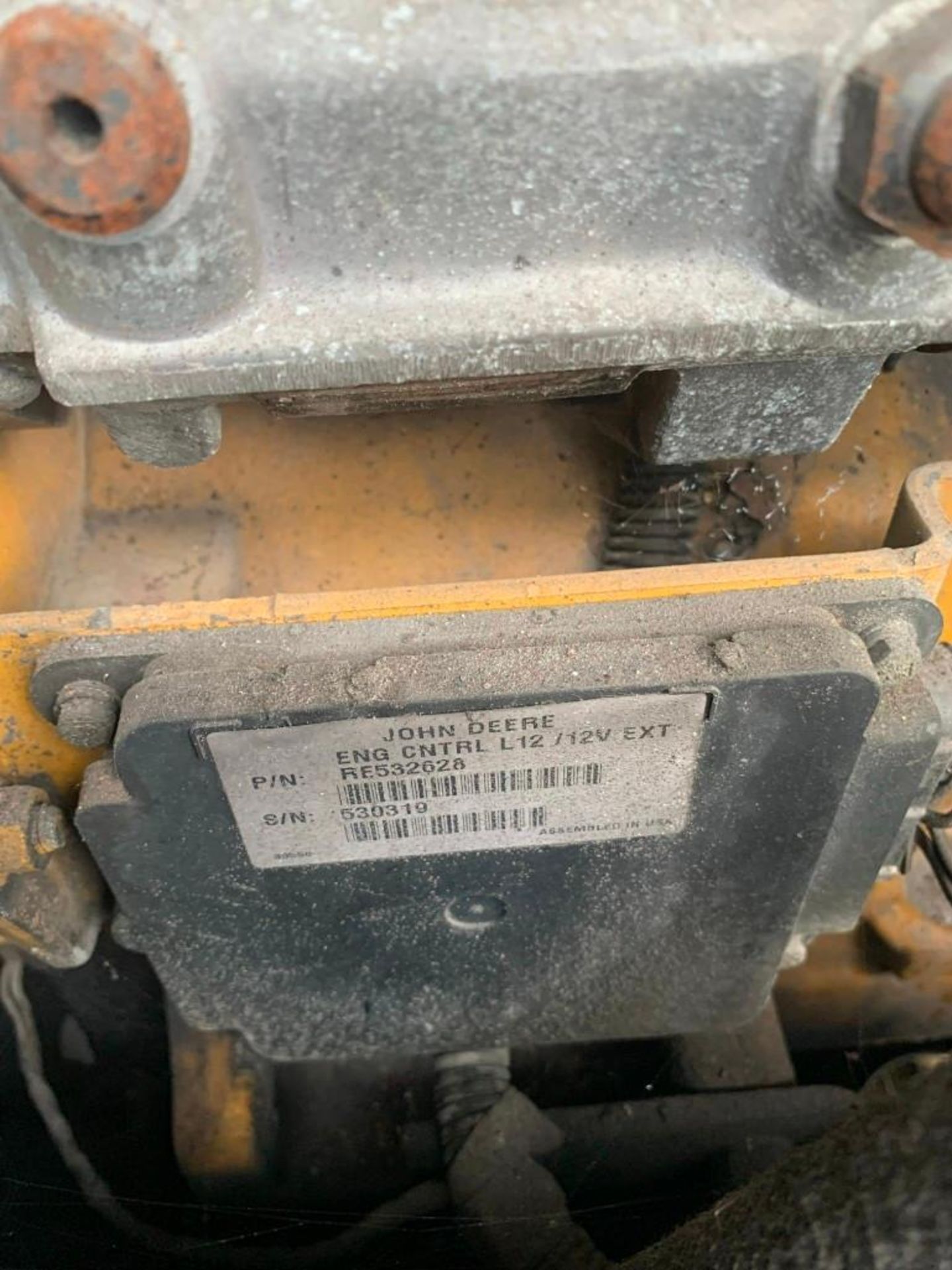 SULLAIR 375 AIR COMPRESSOR, DIESEL, JOHN DEERE ENGINE, TOW BEHIND, BILL OF SALE ONLY , CONDITION UNK - Image 8 of 12