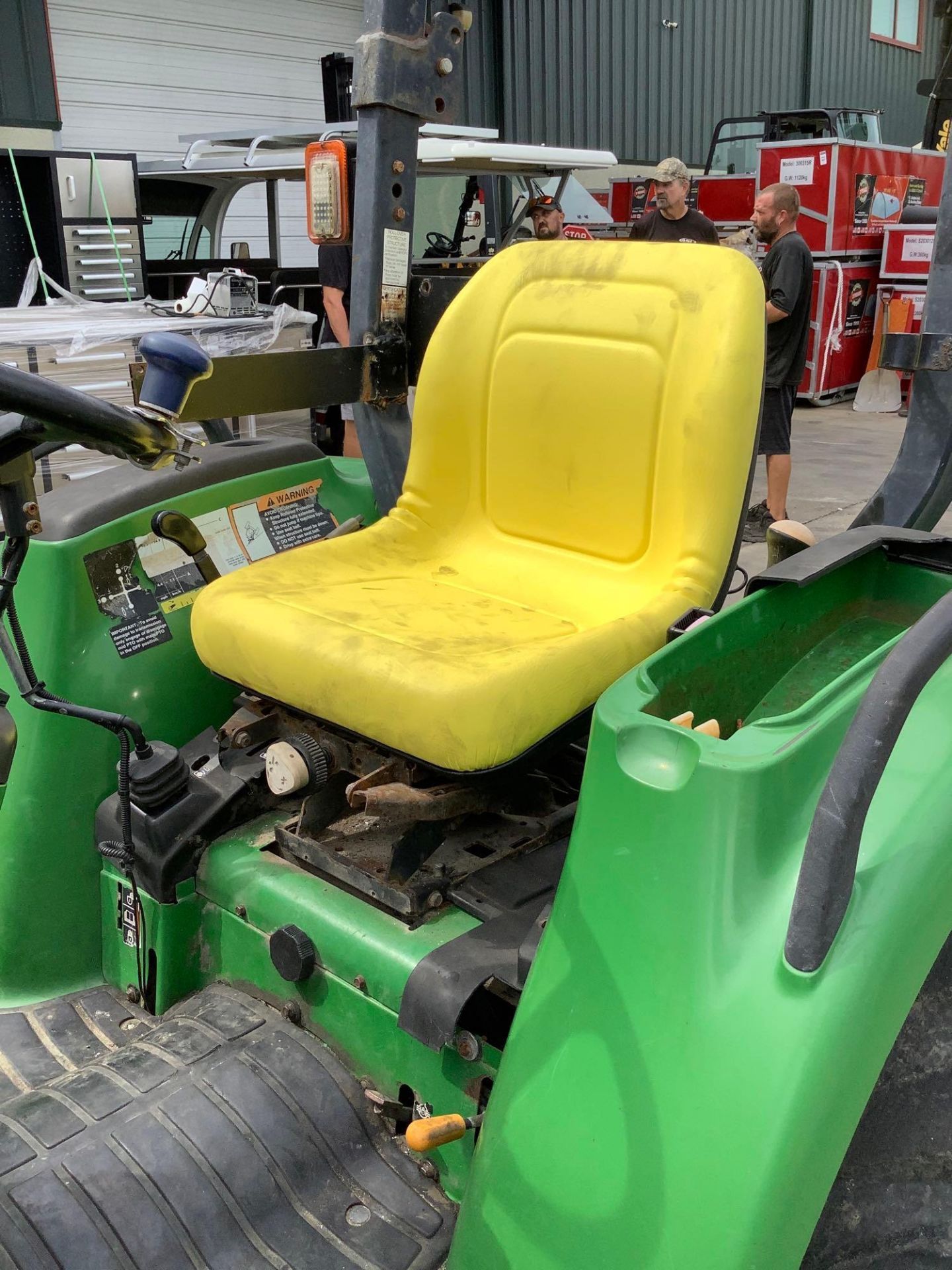 JOHN DEERE TRACTOR MODEL 4300, DIESEL, JOHN DEERE 430 QUICK ATTACH LOADER ON FRONT WITH GRAPPLE BUCK - Image 12 of 14