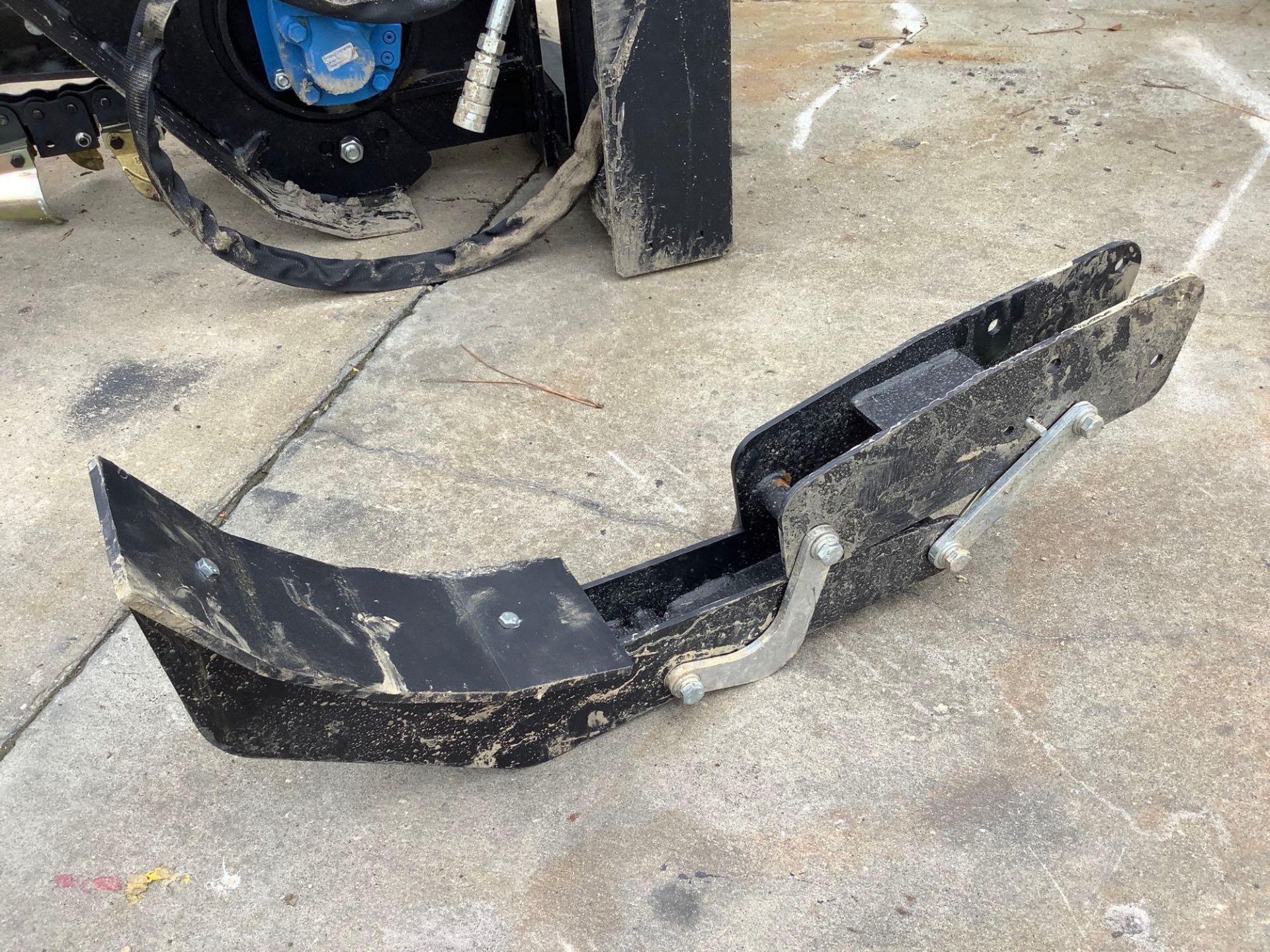 TRENCHER UNIVERSAL SKID STEER ATTACHMENT, BLADE APPROX 62” - Image 9 of 10