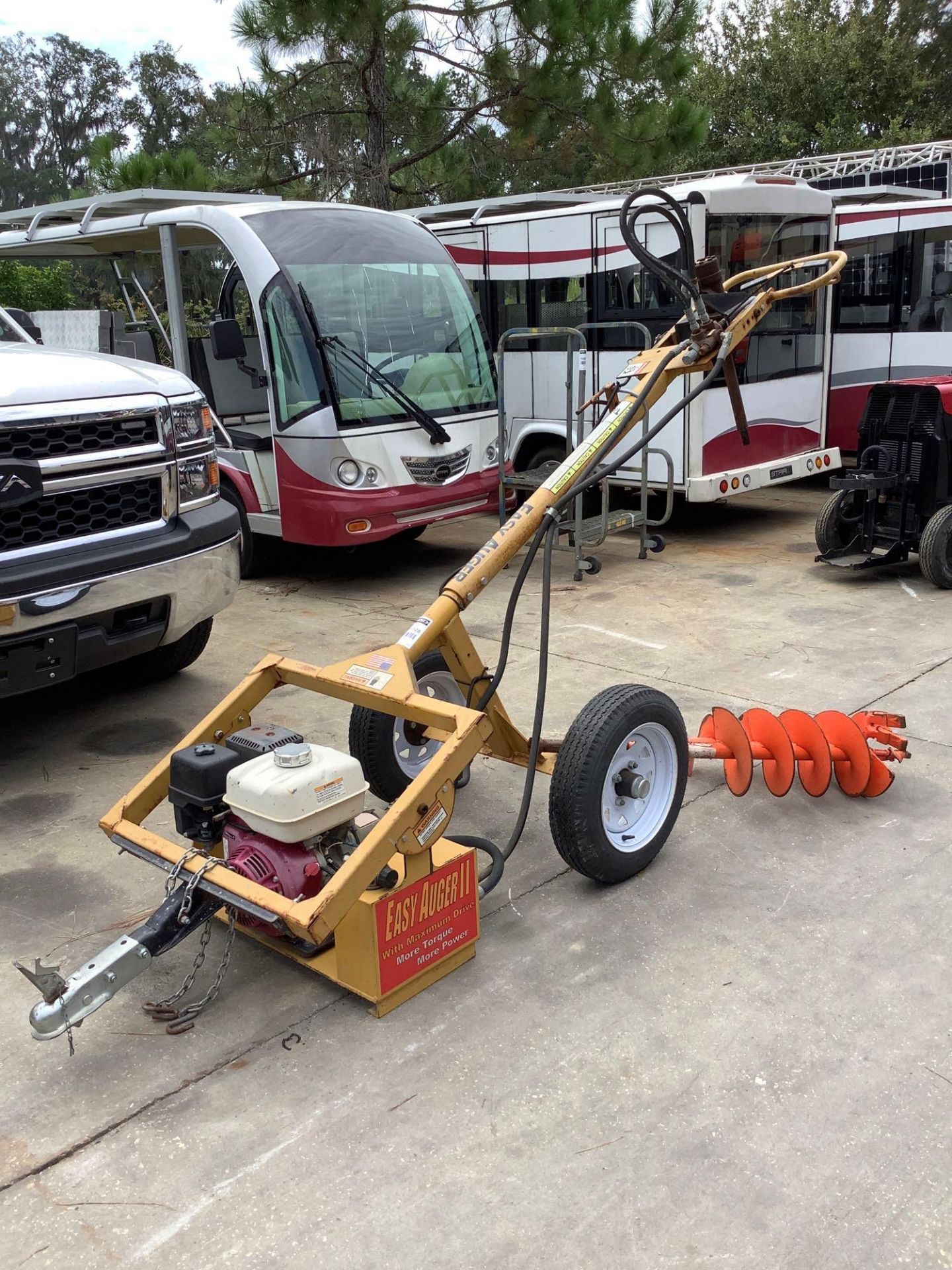 MACKISSIC EASY AUGER, TOW BEHIND, HONDA GX 270 MOTOR, GAS POWERED, ( 2 ) AUGER BITS INCLUDED