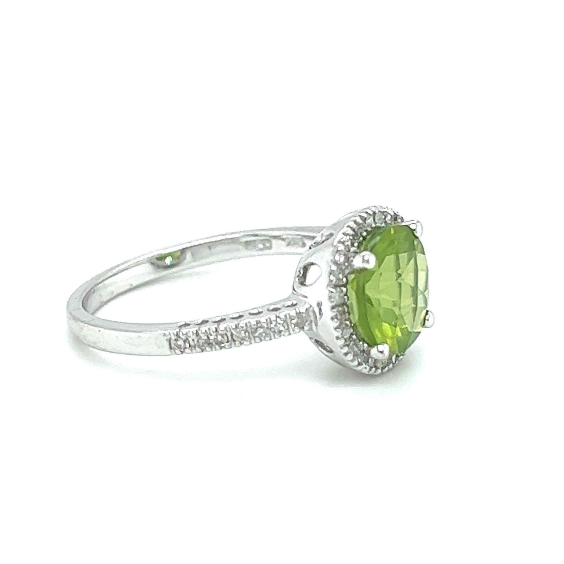 ESTATE PERIDOT AND DIAMOND RING 14K WHITE GOLD - Image 2 of 2