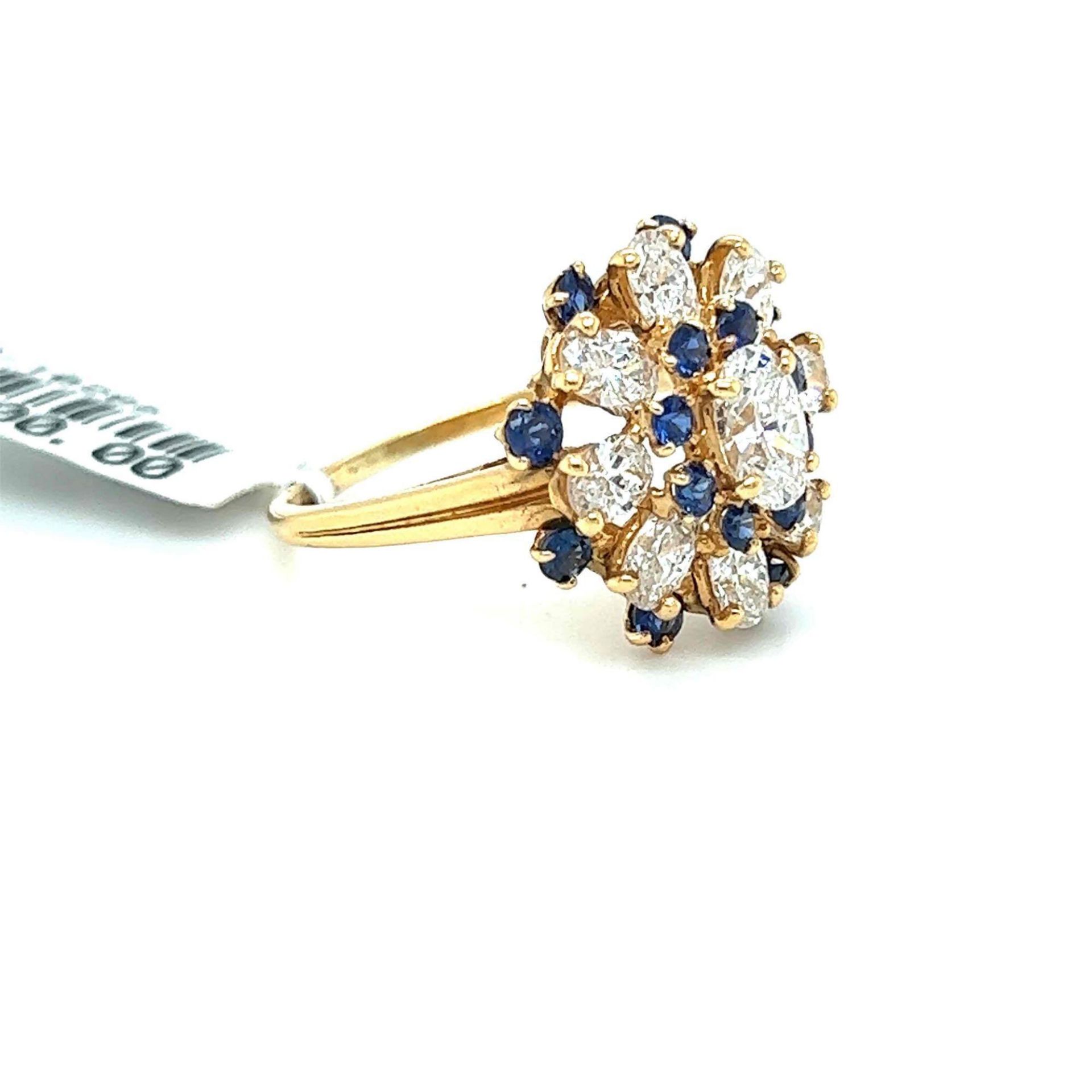 ESTATE OVAL DIAMOND AND SAPPHIRE RING 18K GOLD - Image 2 of 3