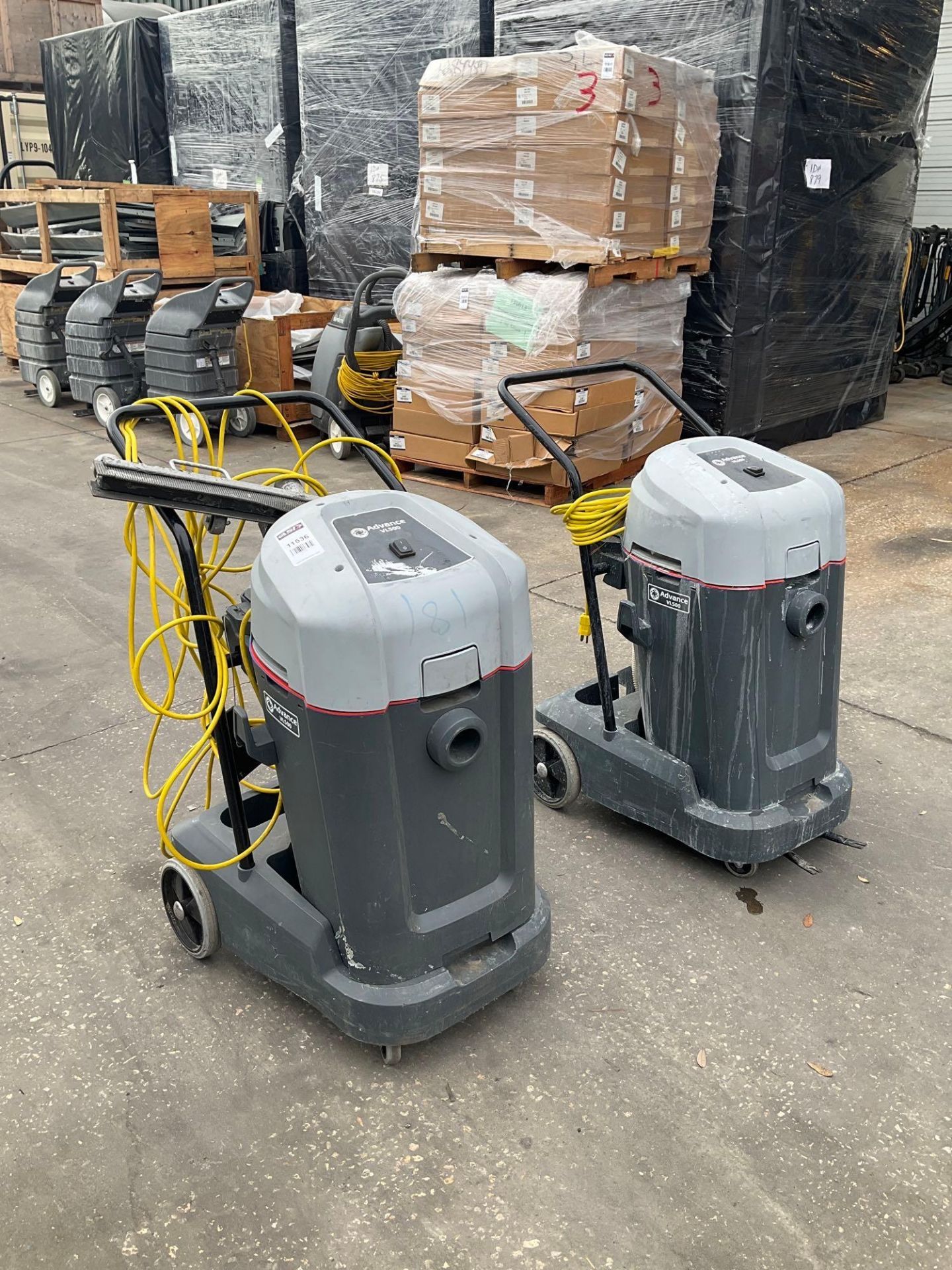 ( 2 ) ADVANCE COMMERCIAL DRY/WET VACUUM MODEL VL500 55-1 BDF US , ELECTRIC, APPROX 120 VOLTS, APPROX