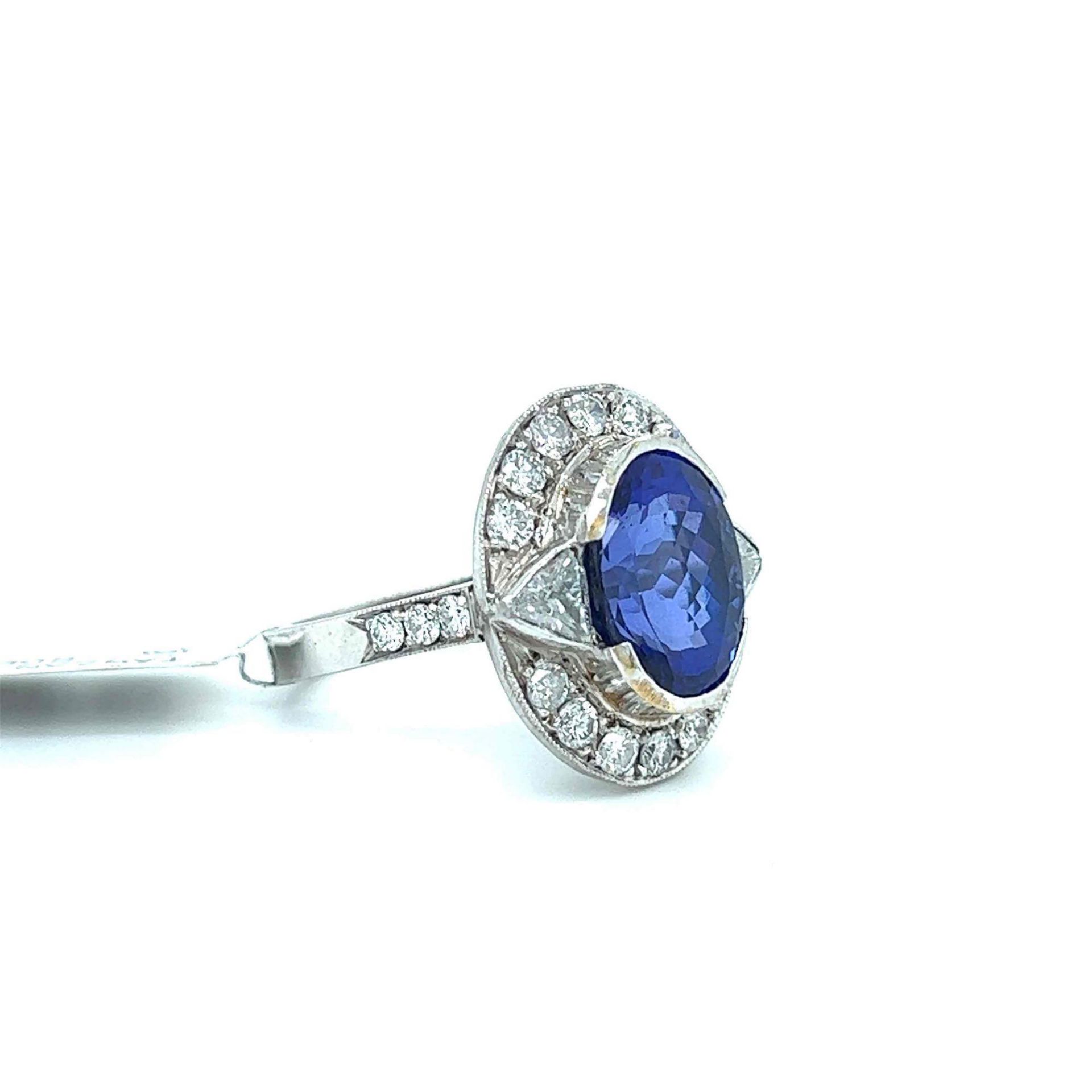 6.60CT TANZANITE AND 1.43CT DIAMOND RING 18K WHITE GOLD - Image 2 of 4