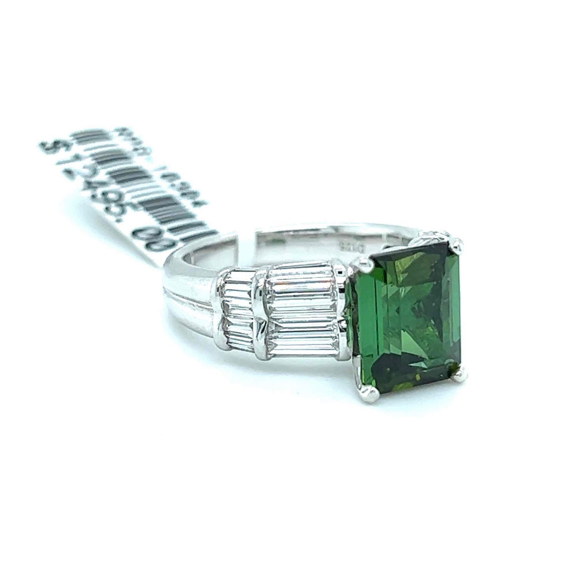 3.36CT TOURMALINE AND 1.25CT BAGUETTE DIAMOND RING 14K WHITE GOLD - Image 2 of 4