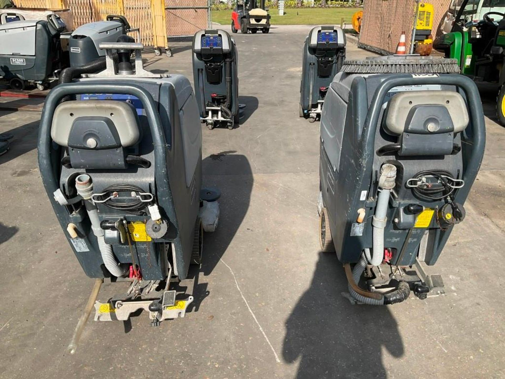 ( 2 ) NILFISK ADVANCE WALK BEHIND FLOOR SCRUBBER MODEL AXP ADFINITY X20D, ELECTRIC, APPROX 24 VOLTS, - Image 4 of 16