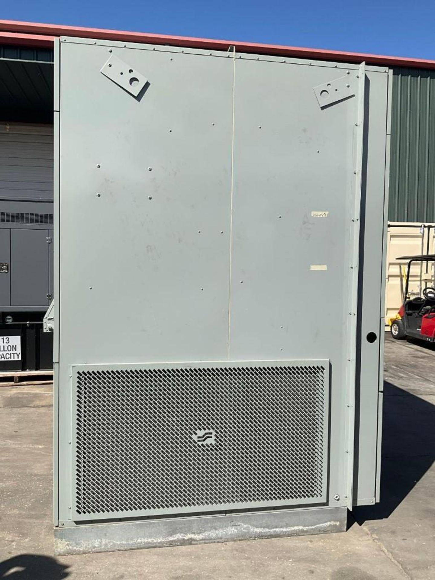 UNUSED 30 TON SPECIFIC SYSTEMS WALL PACK A/C UNIT, SELF CONTAINED, QUAD COMPRESSOR - Image 2 of 21