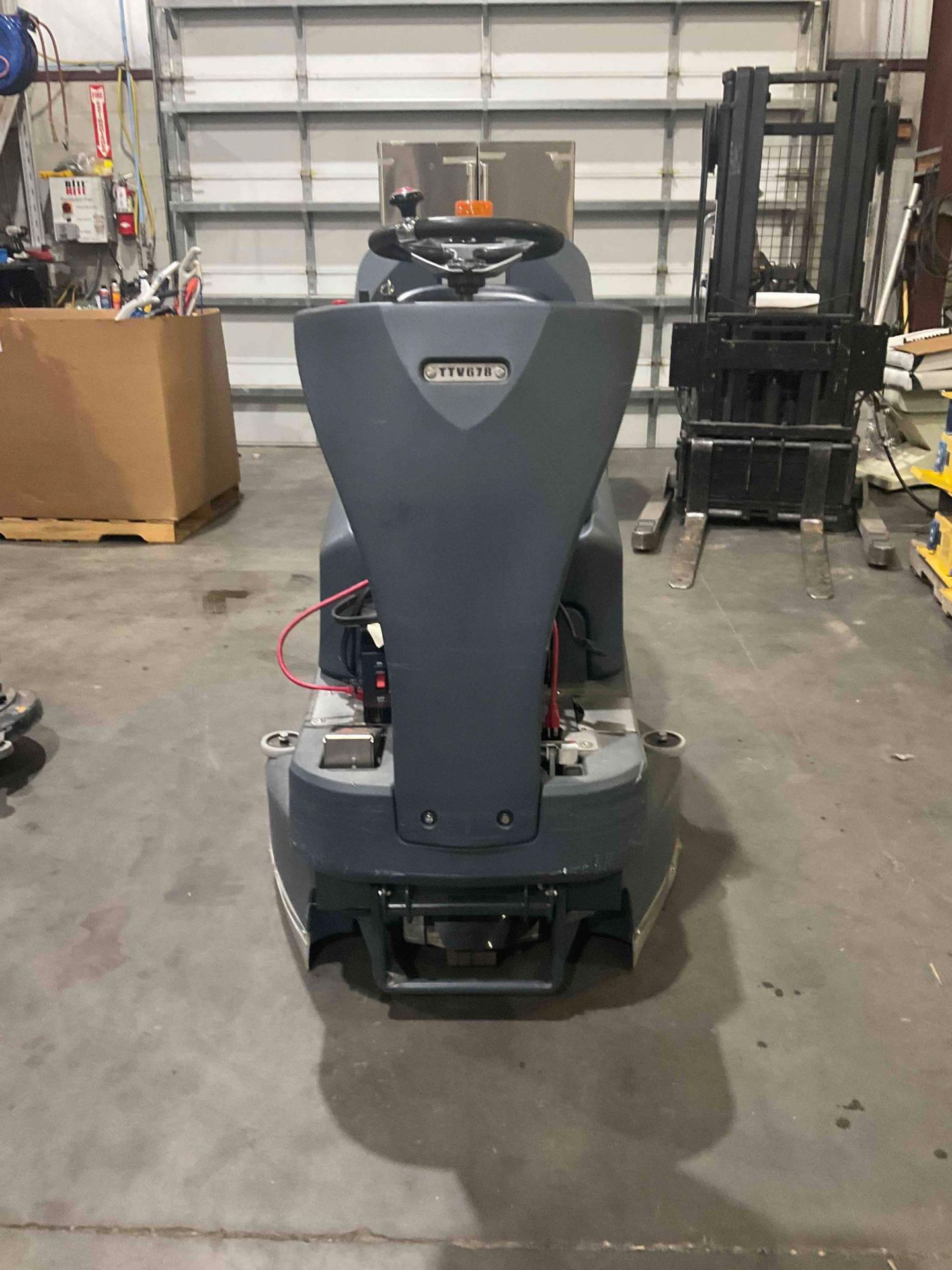 NUMATIC INTERNATIONAL NACECARE AUTOMATIC FLOOR SCRUBBER MODEL  TTV6789/300T , RUNS AND OPERATES, INT - Image 3 of 12