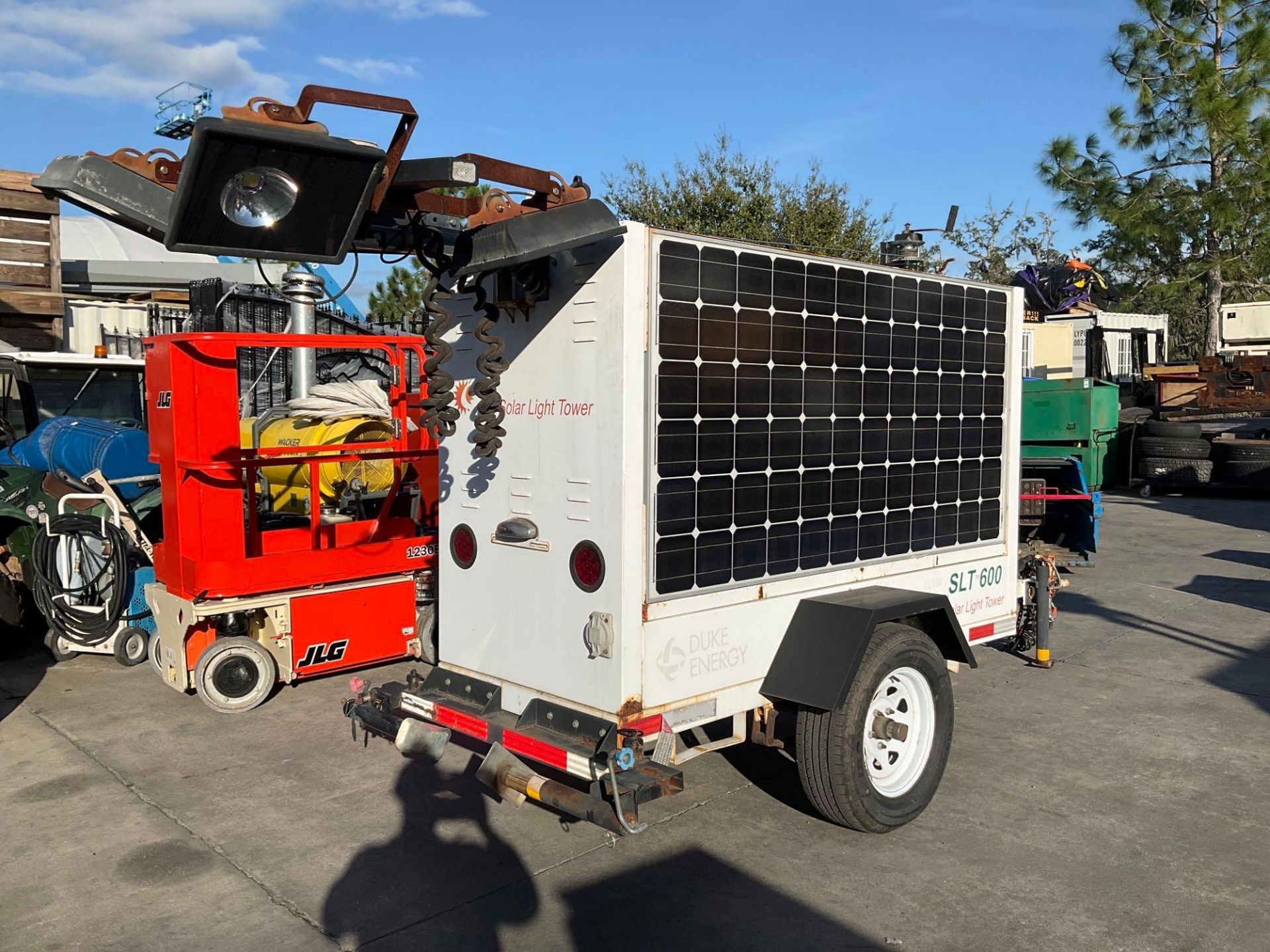 PROGRESS SOLAR SOLUTIONS SOLAR LIGHT TOWER MODEL SLT 600, TRAILER MOUNTED, SOLAR/ BATTERY POWERED, A - Image 7 of 23