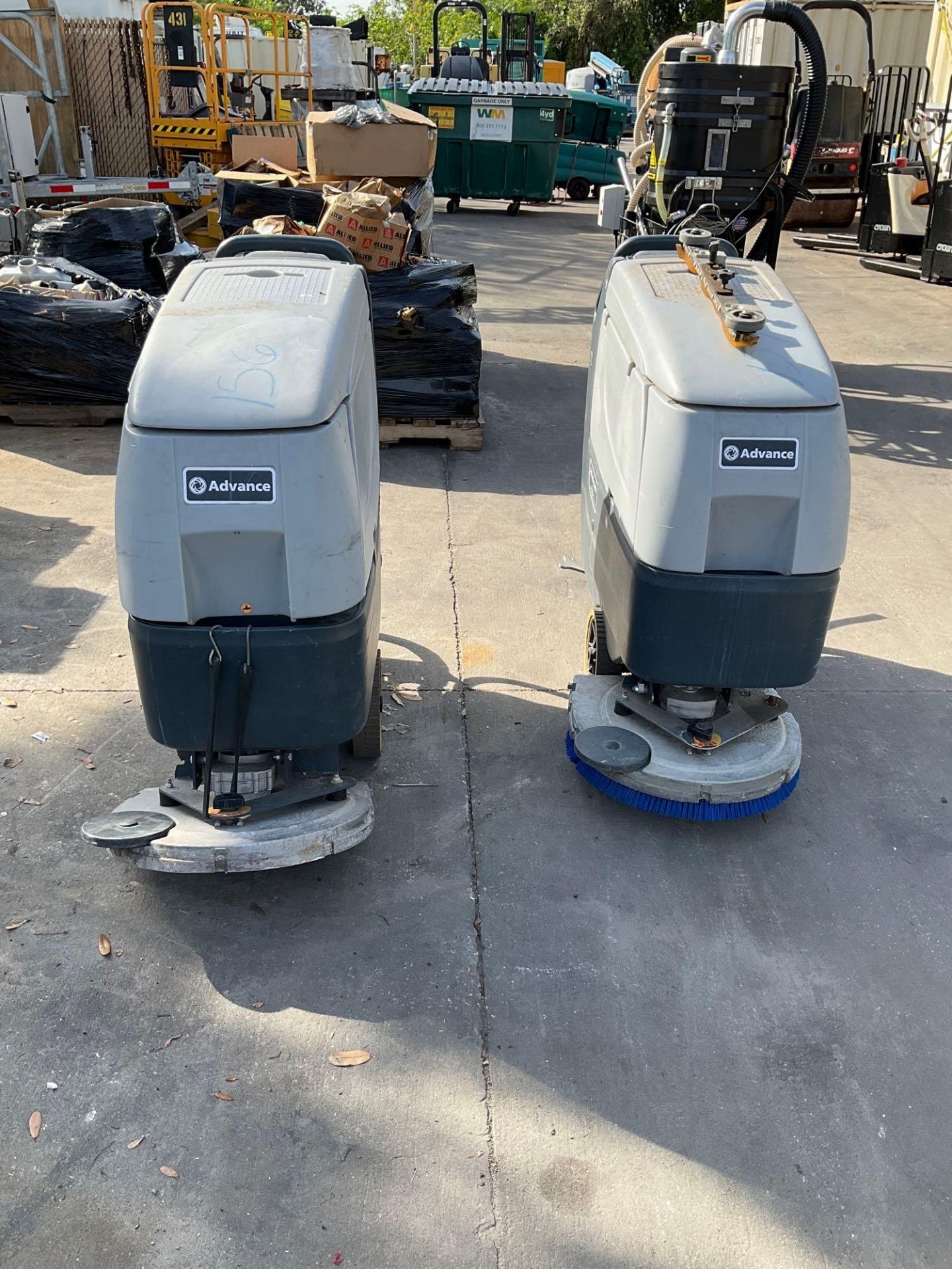 ( 2 ) NILFISK ADVANCE ADFINITY 20D ECO FLEX WALK BEHIND FLOOR SCRUBBER MODEL SCRUBBER-DRYER ADFINITY - Image 8 of 16