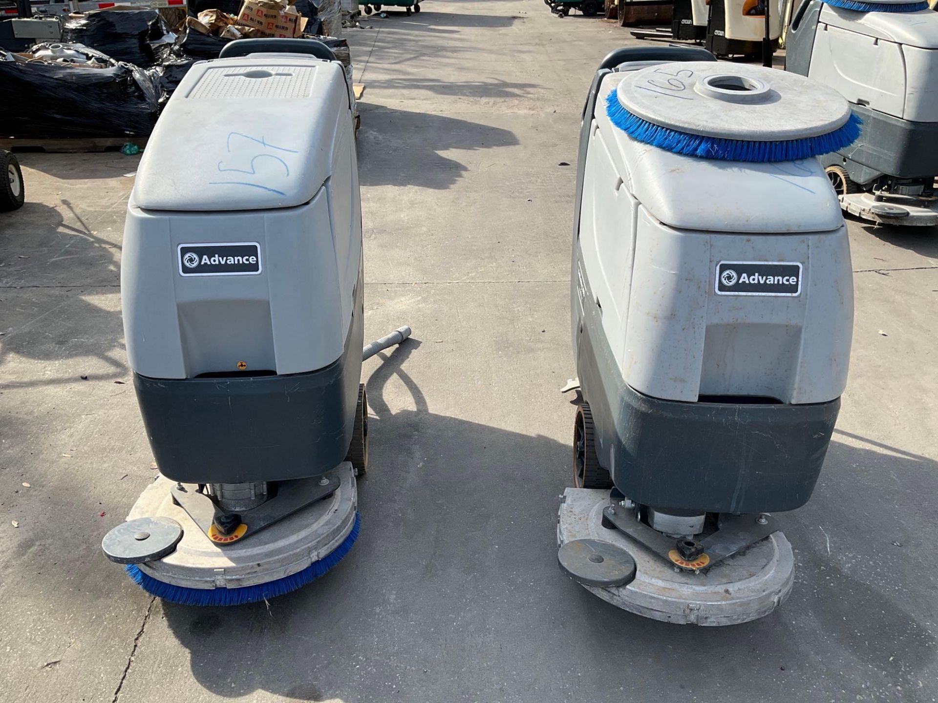 ( 2 ) NILFISK ADVANCE ADFINITY 20D ECO FLEX WALK BEHIND FLOOR SCRUBBER MODEL SCRUBBER-DRYER ADFINITY - Image 8 of 17