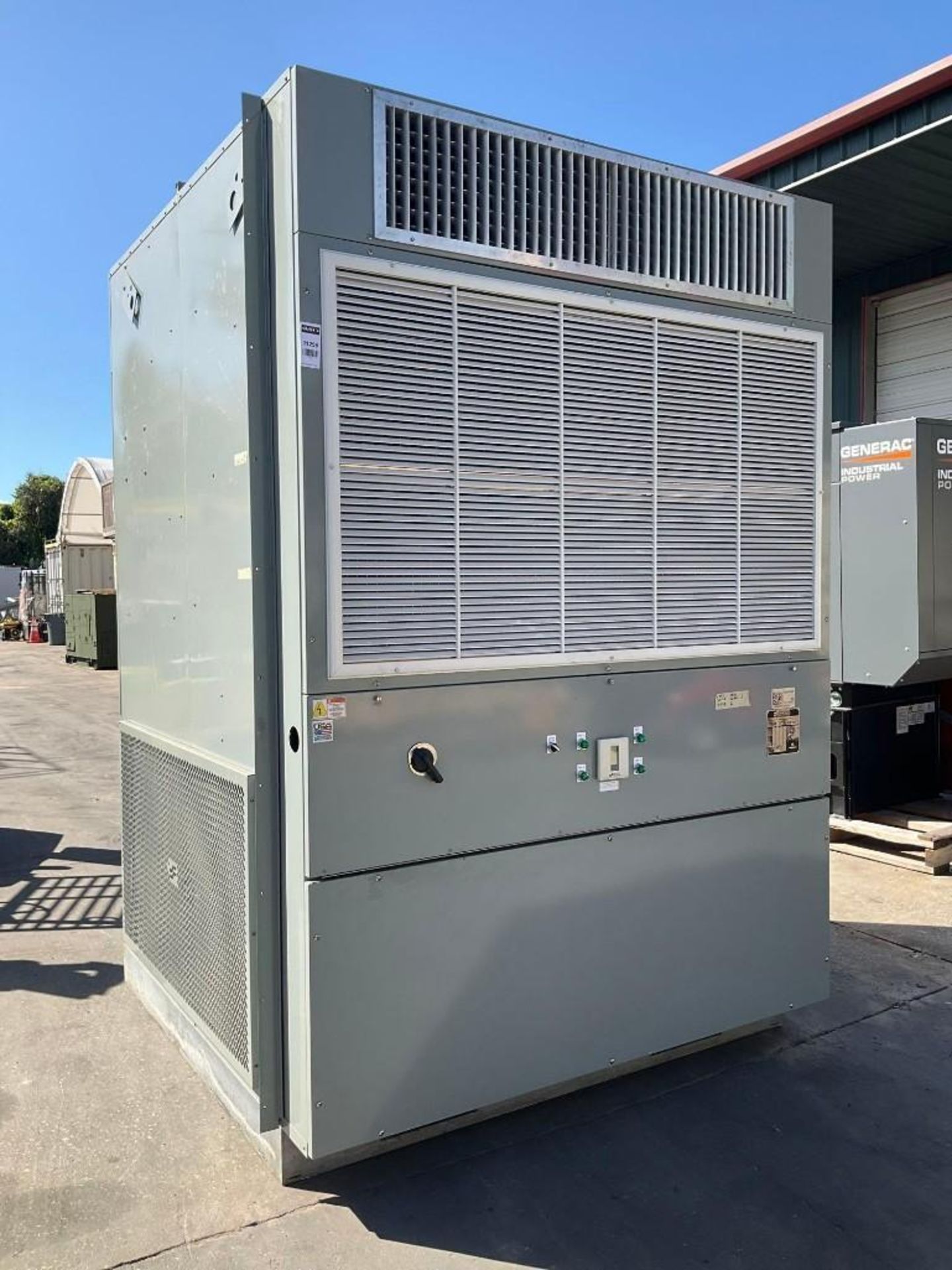 UNUSED 30 TON SPECIFIC SYSTEMS WALL PACK A/C UNIT, SELF CONTAINED, QUAD COMPRESSOR