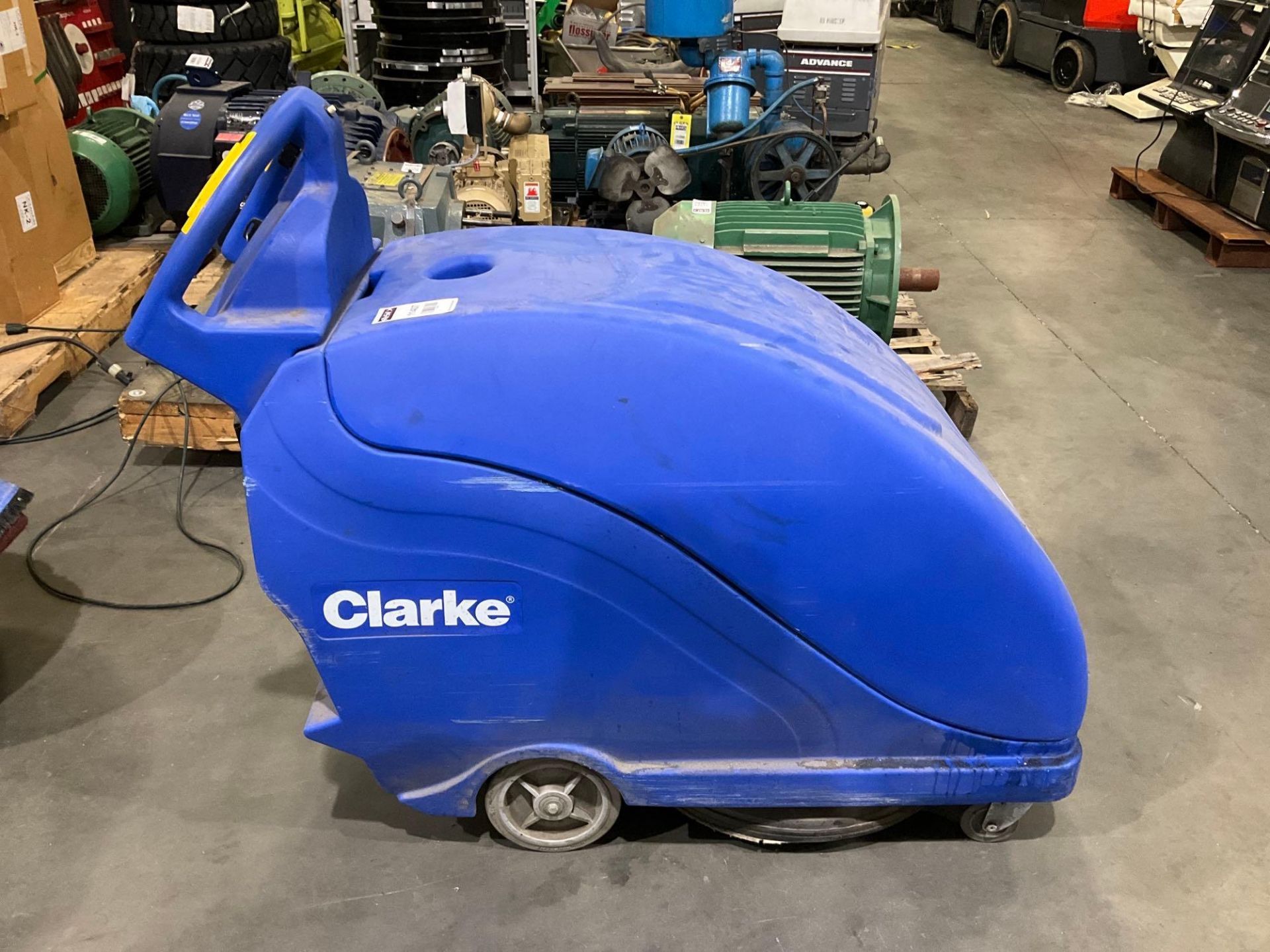 CLARKE WALK BEHIND FLOOR BURNISHER MODEL FUSION 20T 195 AH, ELECTRIC, APPROX 36 VOLTS, NEW BATTERIES - Image 7 of 12