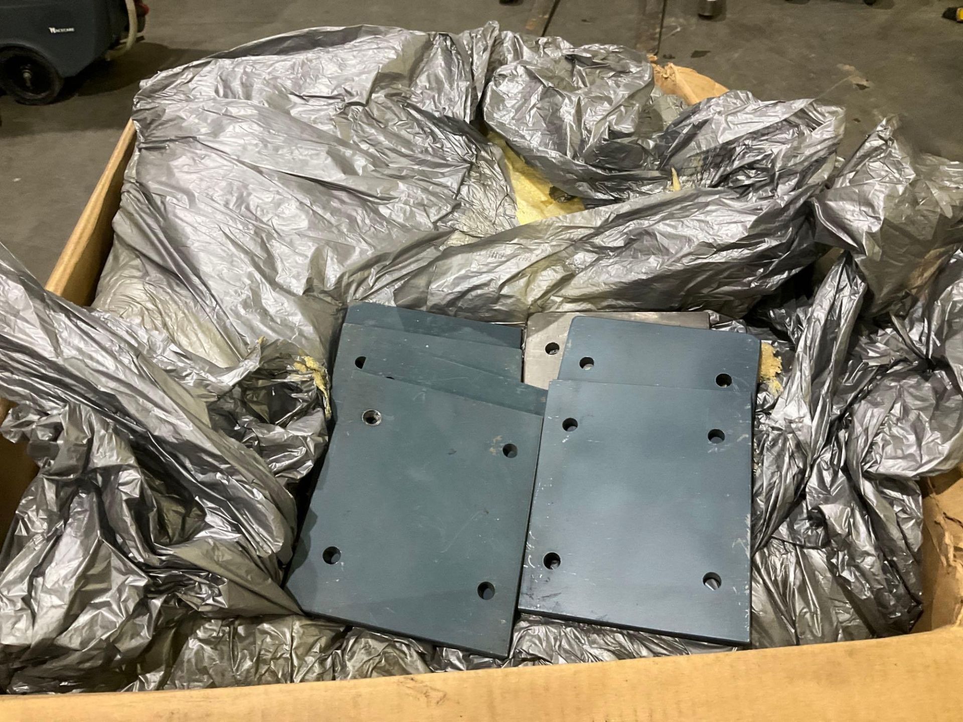 PALLET OF OIL GUARDS - Image 6 of 6