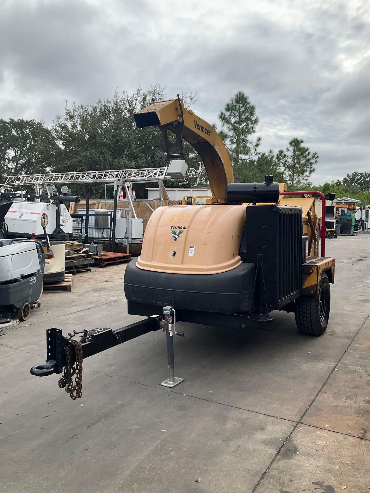 VERMEER BC1500 BRUSH CHIPPER, DIESEL, JOHN DEERE ENGINE, TRAILER MOUNTED, RUNS AND OPERATES - Image 3 of 18