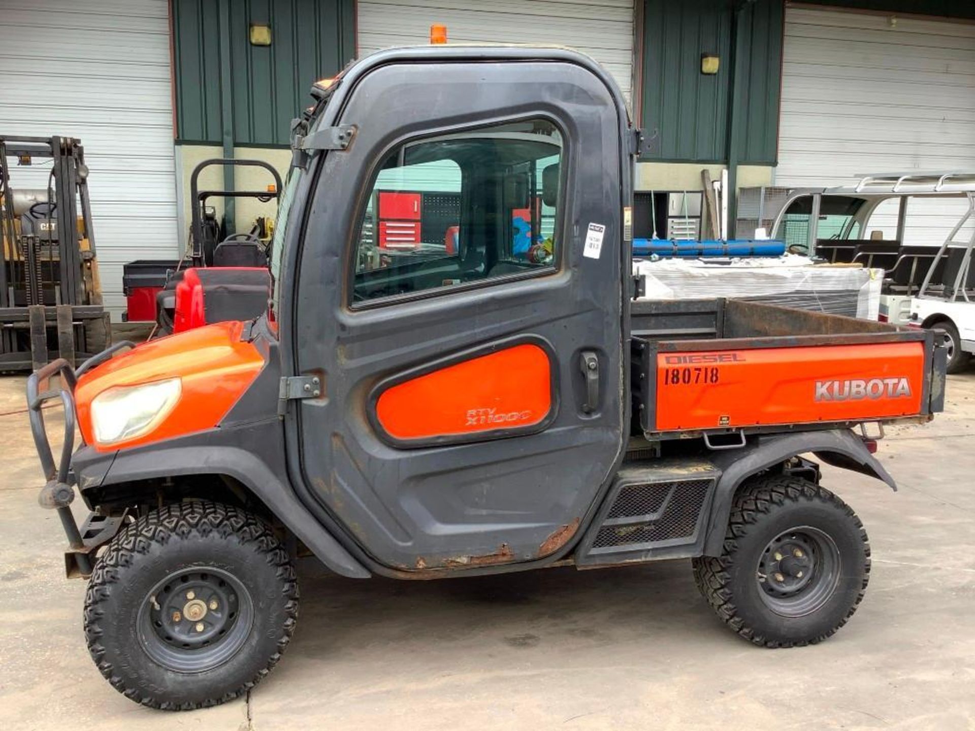 2016 KUBOTA UTV MODEL RTV - X1100C, DIESEL, ENCLOSED CAB, 4WD, HYDRAULIC DUMP BED , HITCH ON FRONT - Image 5 of 19