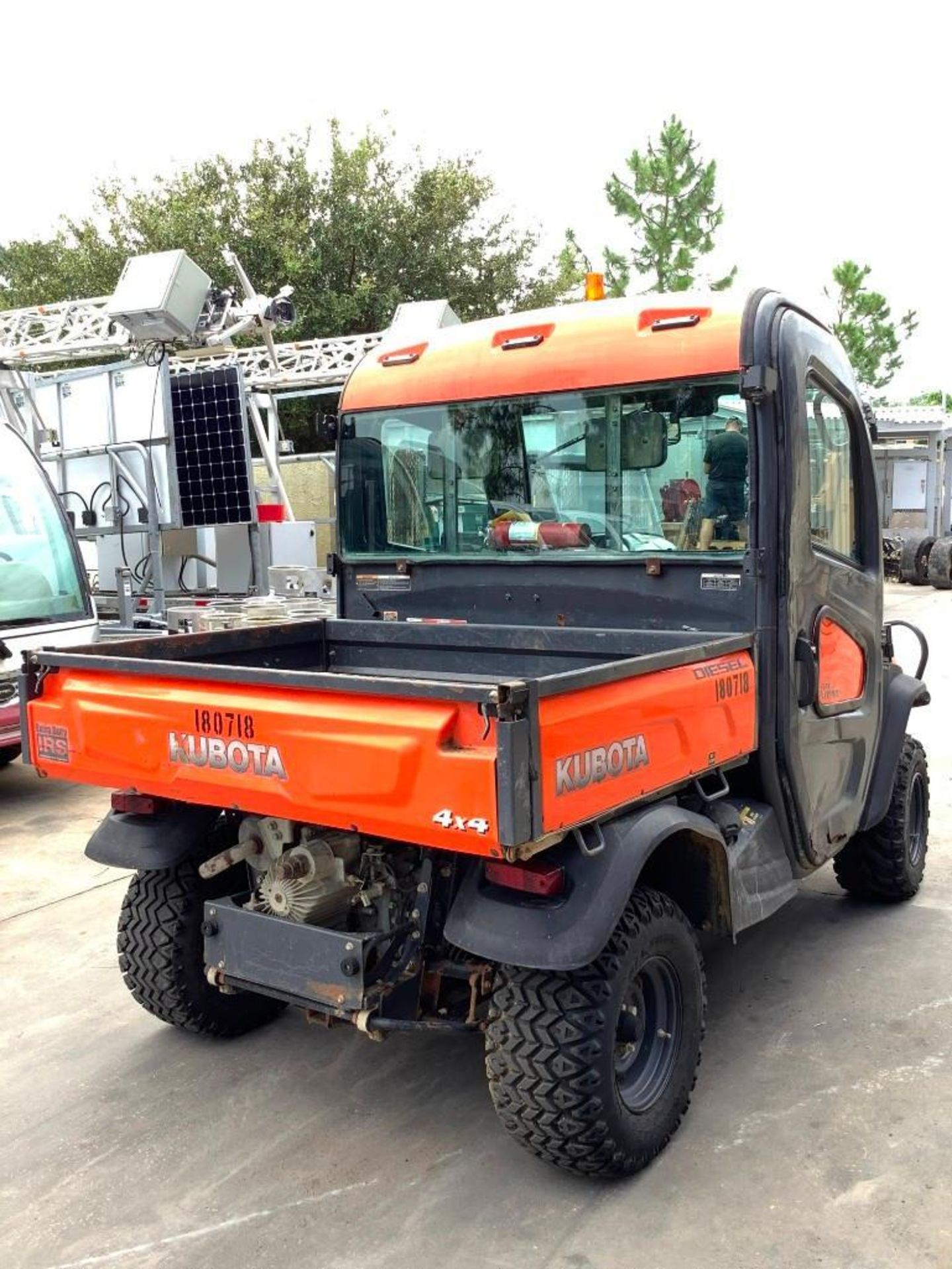 2016 KUBOTA UTV MODEL RTV - X1100C, DIESEL, ENCLOSED CAB, 4WD, HYDRAULIC DUMP BED , HITCH ON FRONT - Image 8 of 19