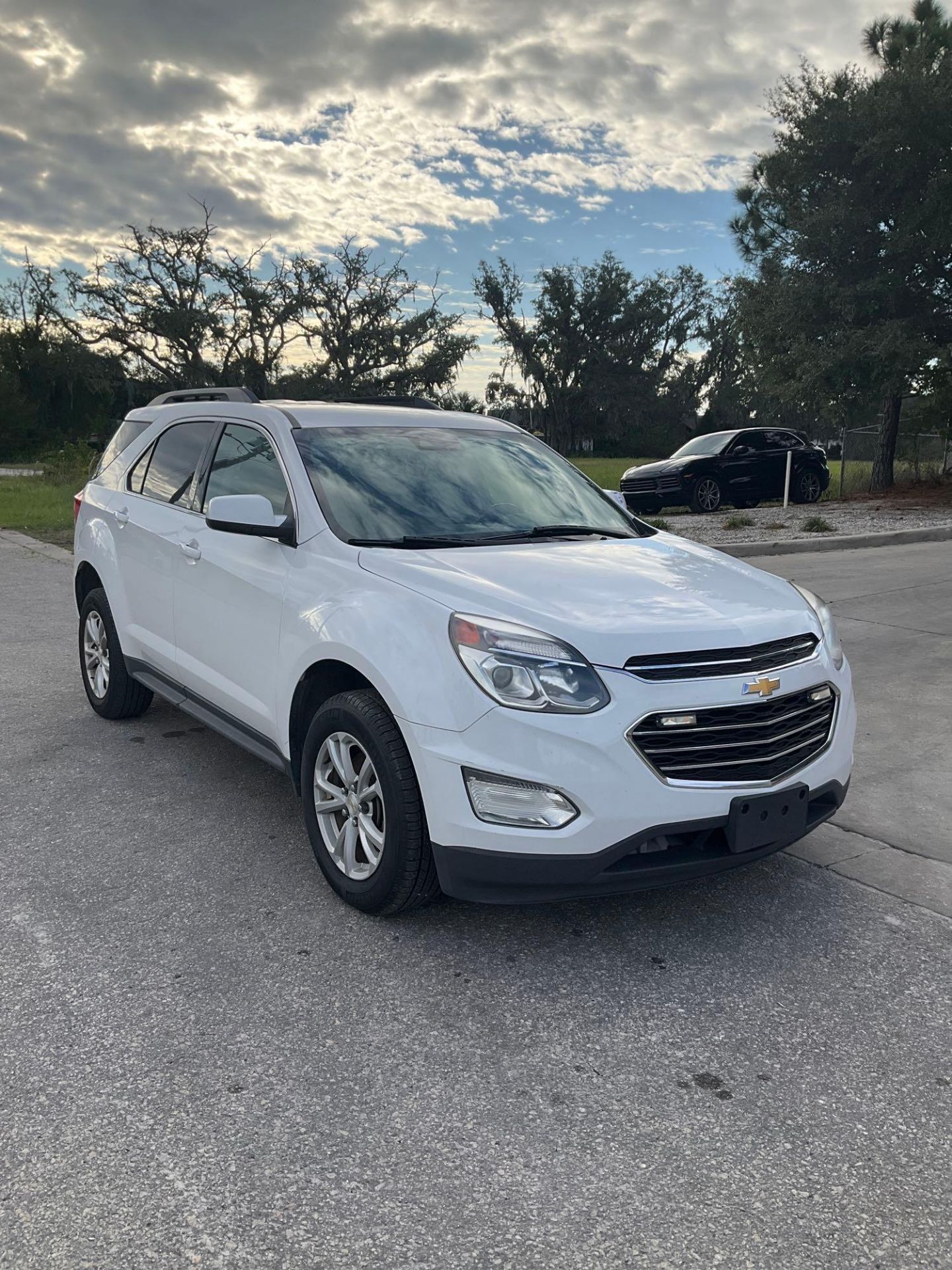 2017 CHEVROLET EQUINOX SUV, GAS POWERED AUTOMATIC, AWD, POWER WINDOWS & LOCKS, BACK UP CAMERA, STROB - Image 11 of 29