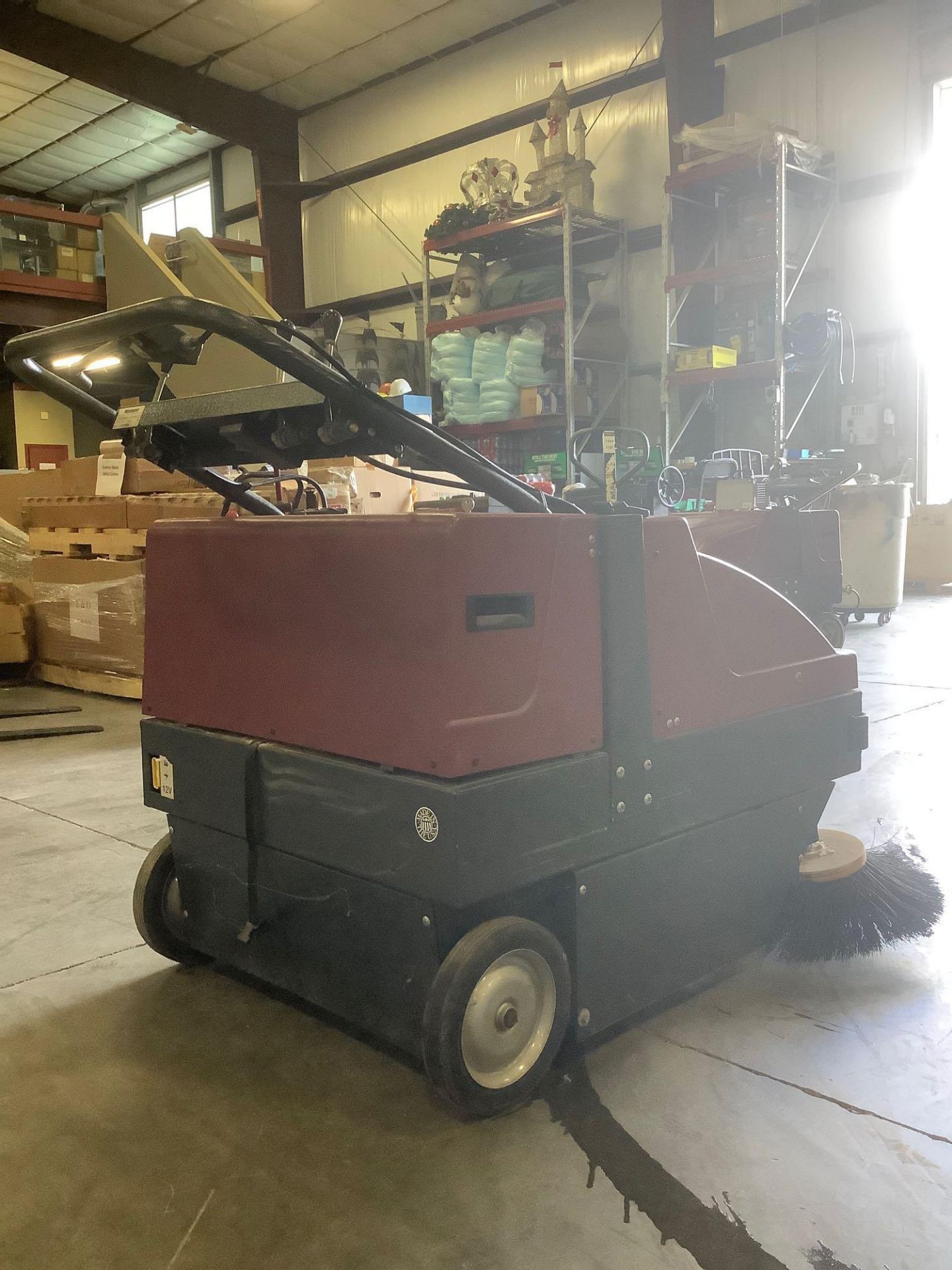 MINUTEMAN KLEEN SWEEP 35 FLOOR SWEEPER MODEL HM360000, ELECTRIC, APPROX DC VOLTS 12 - Image 5 of 9