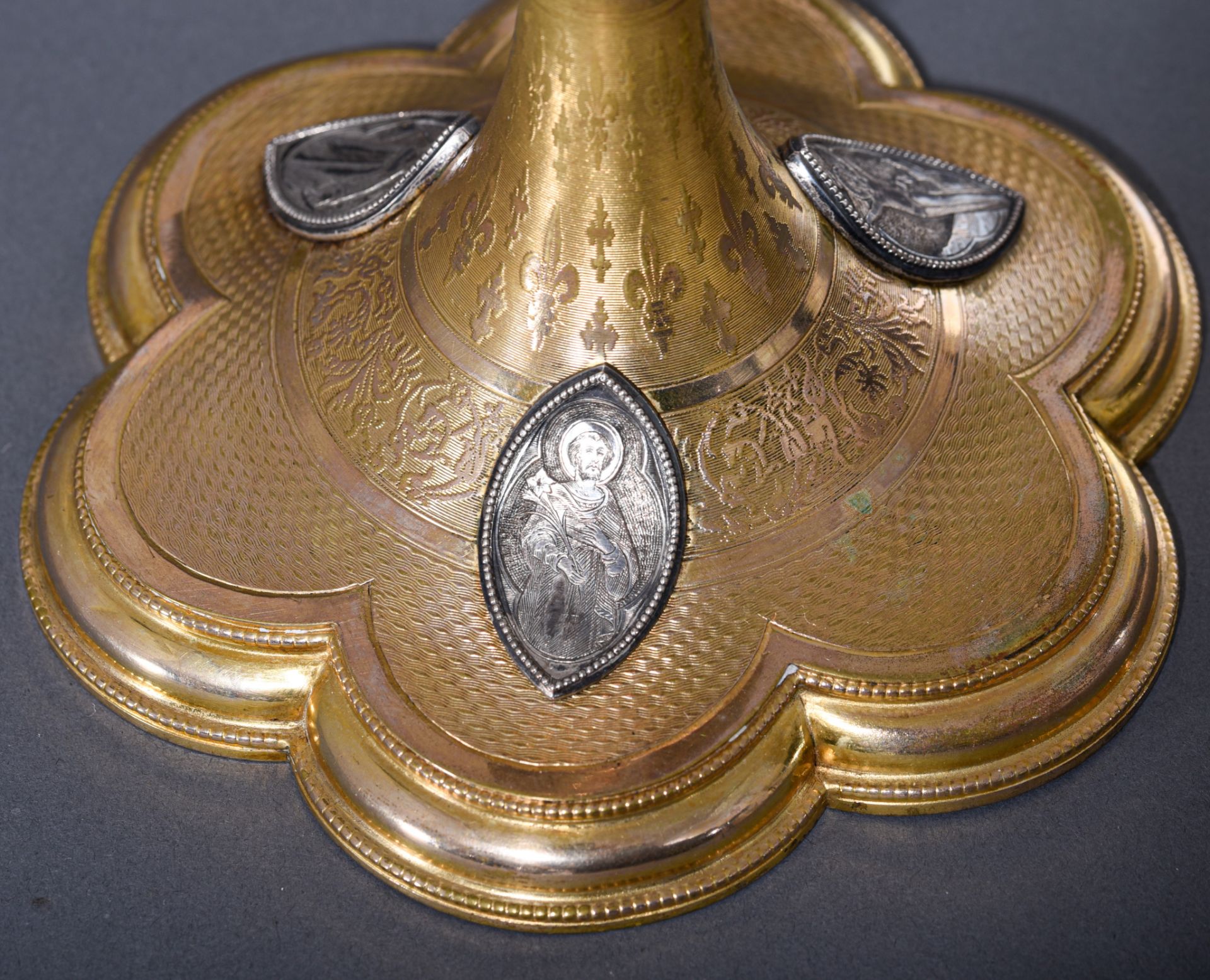 A French export silver and gilt silver chalice decorated with filigree work, H 31 cm - total weight - Image 23 of 24