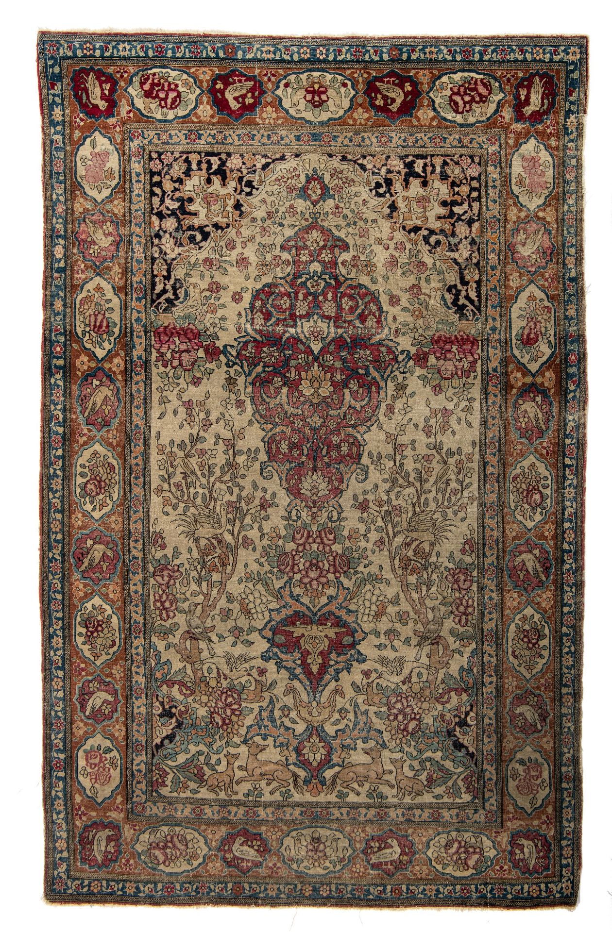 An antique Persian Ispahan rug, depicting the tree of life, 133 x 215 cm (+) - Image 2 of 9