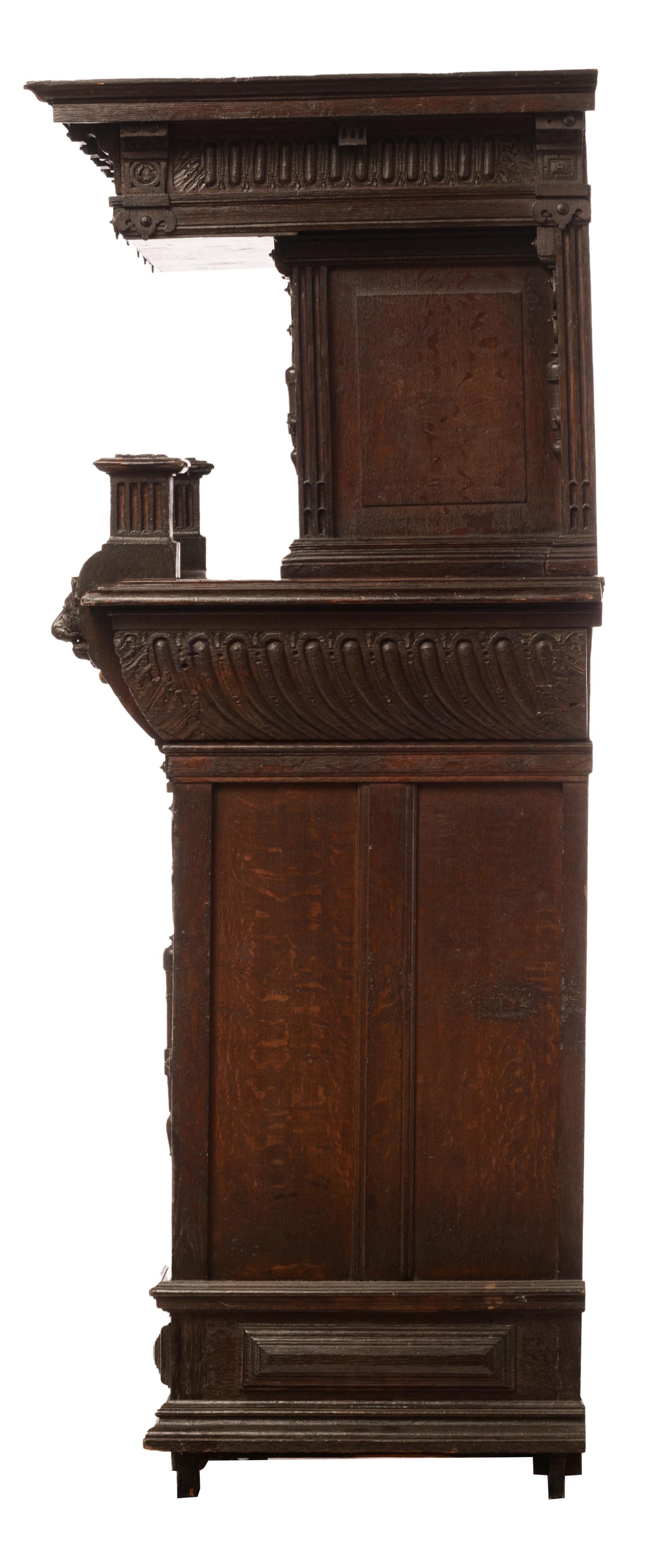 (T) A Flemish Renaissance carved oak cupboard, 17thC, H 178 - W 137 - D 69 cm - Image 2 of 12