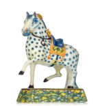 A fine Dutch Delft polychrome figure of a circus horse, 18thC, H 17,5 cm