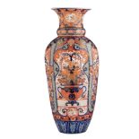 An imposing Japanese Imari vase, Meiji period, H 123,5 cm
