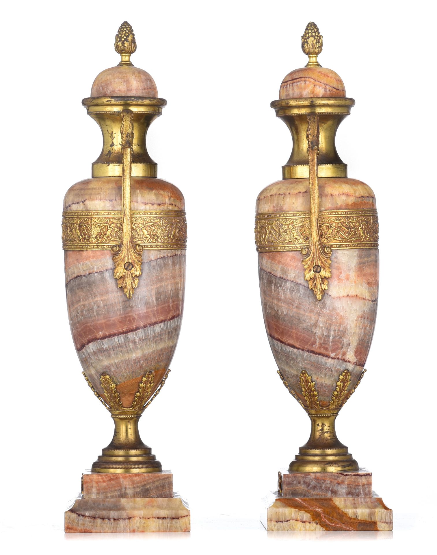 (T) A pair of Neoclassical marble cassolettes, with gilt bronze mounts, H 40,5 cm - Image 2 of 6