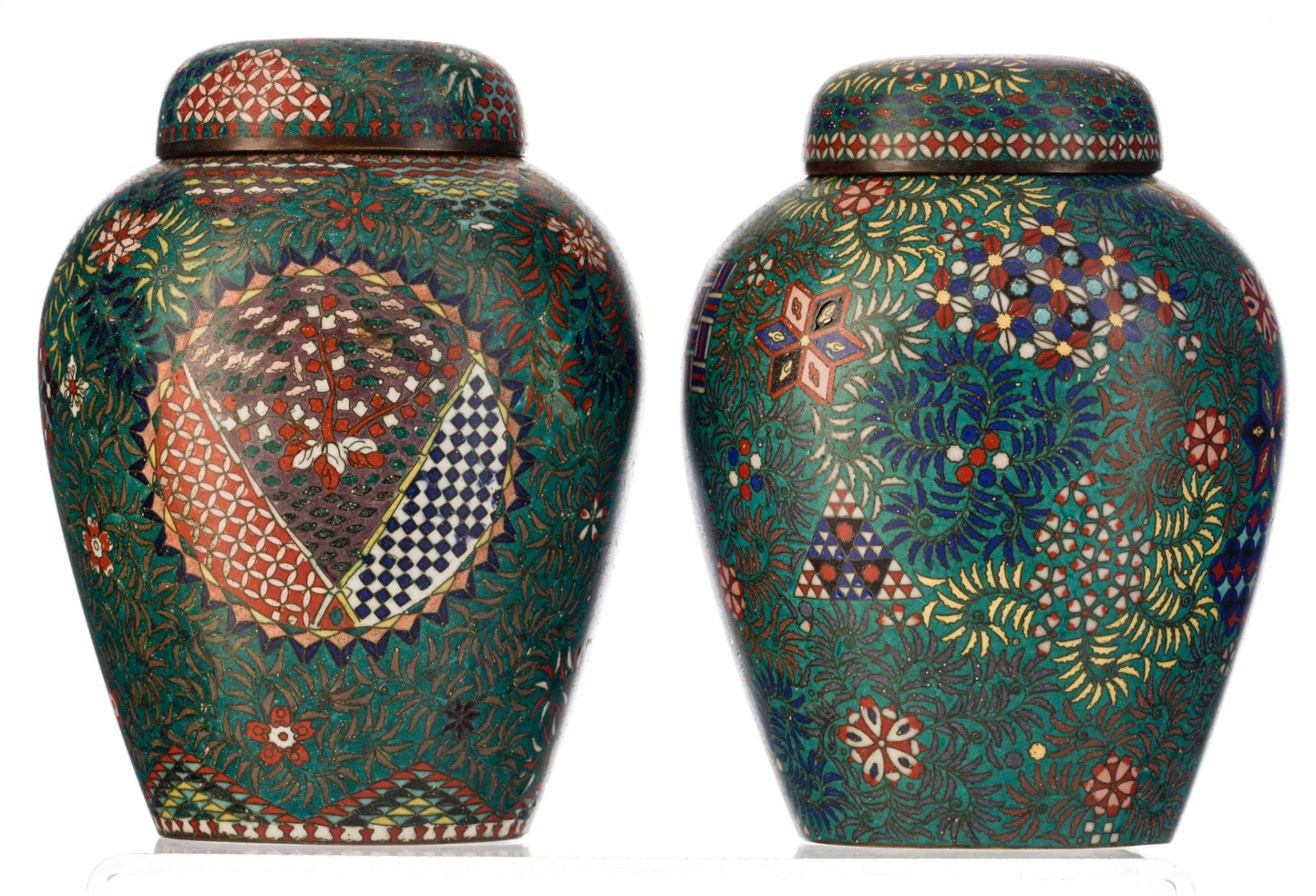 A collection of Japanese champlevé and cloisonné enamelled bronze ware, late 19thC/20thC, Tallest H - Image 18 of 37