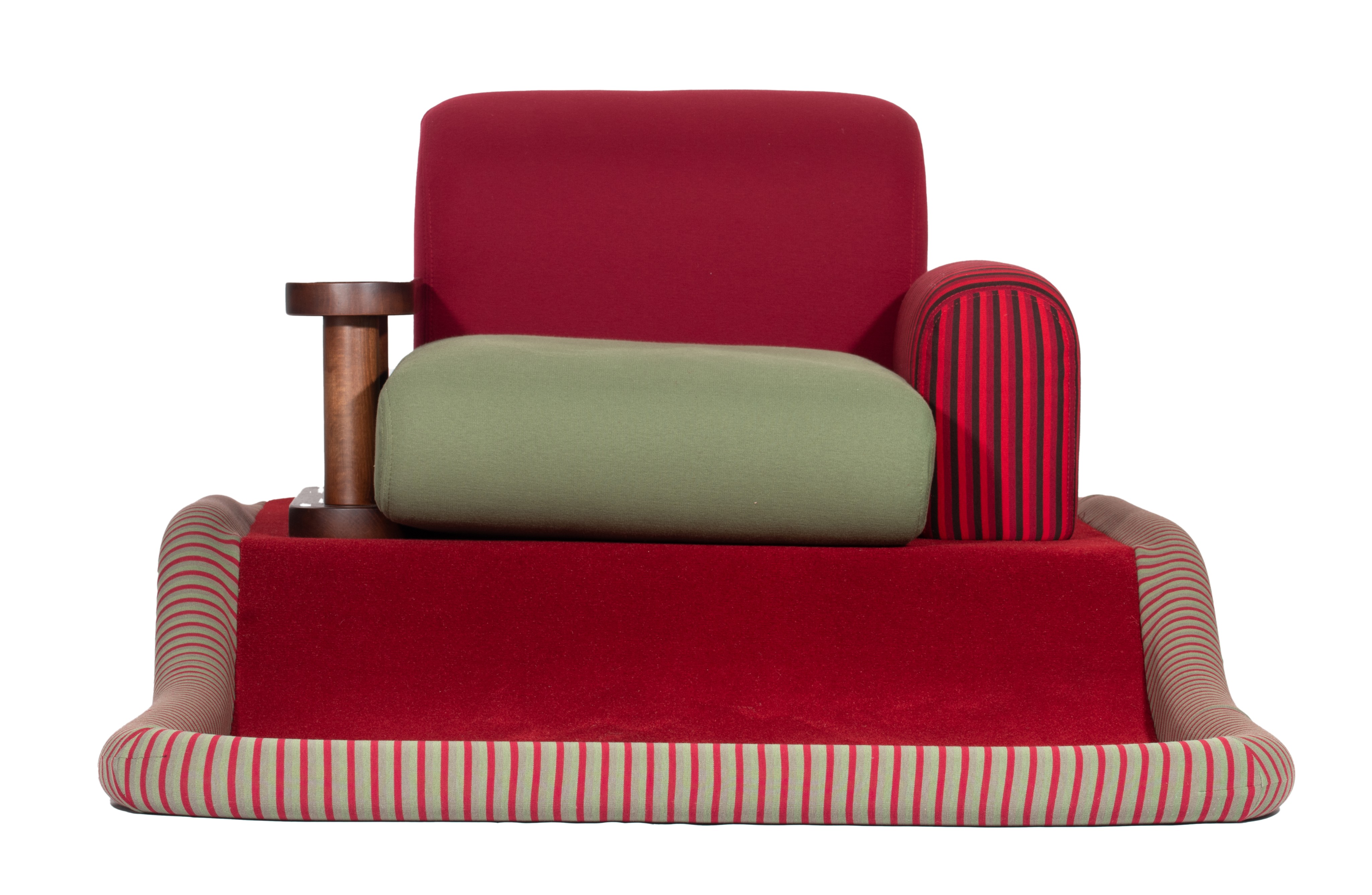 An Italian design 'Tappeto Volante' (flying carpet), design by Ettore Sottsass, H 68 - W 110 - D 187 - Image 3 of 9