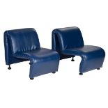 A pair of blue lounge chairs, design by Etienne Fermigier, 1972, H 69 - W 58 cm