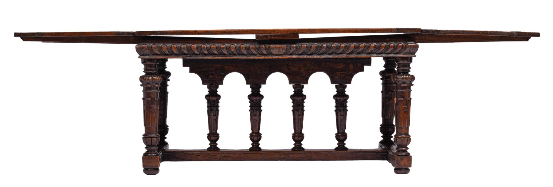 An impressive French Renaissance walnut 'table à l'Italienne', 17thC, H 77 - W 150 - D 81 cm - Image 8 of 14