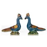 A charming pair of Dutch Delft polychrome figures of peacocks, 18thC, H 7,5 cm