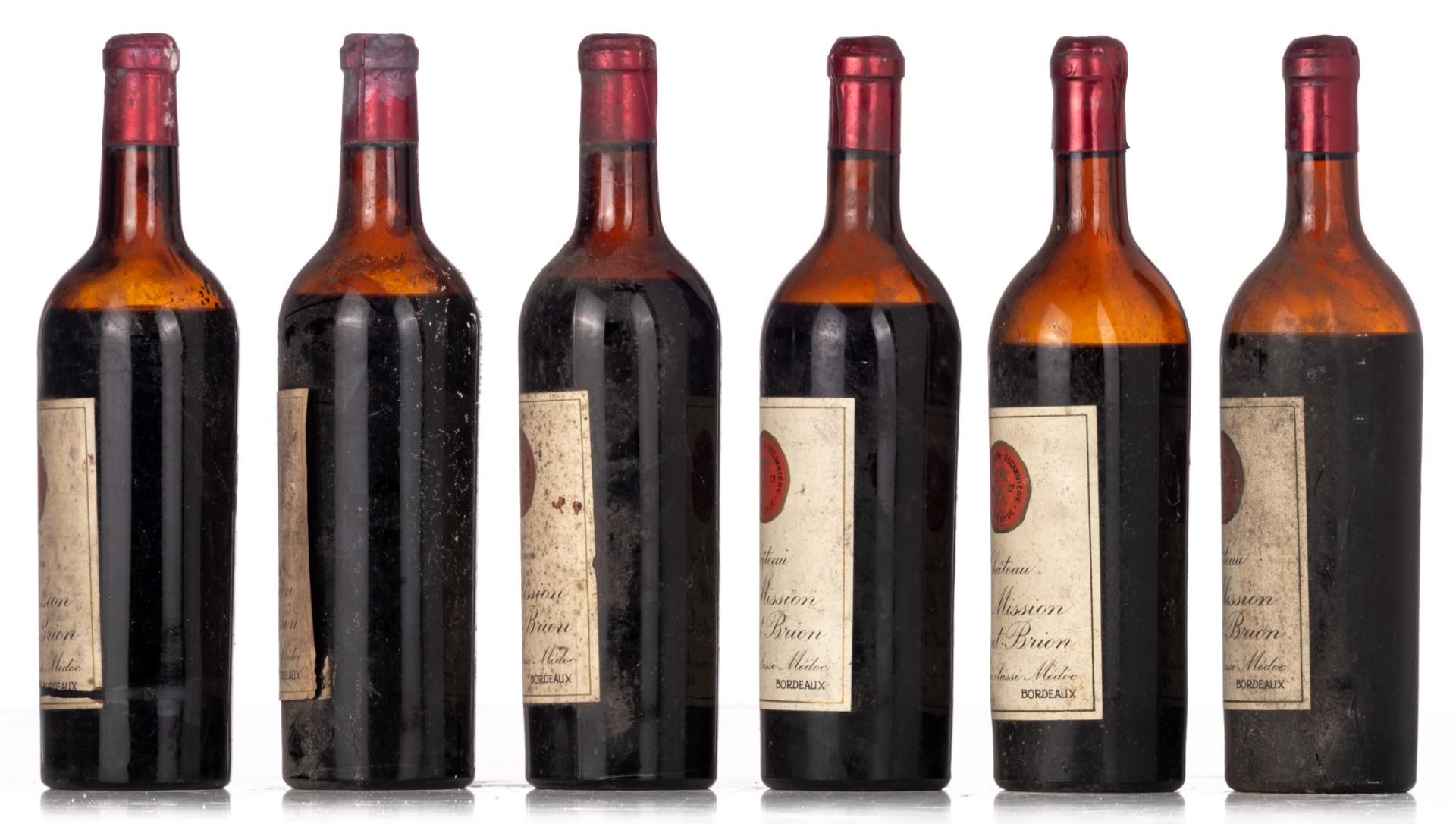 A collection of six bottles 'Château La Mission Haut Brion', 1955, J. Vandermeulen-Decannière - Image 2 of 7